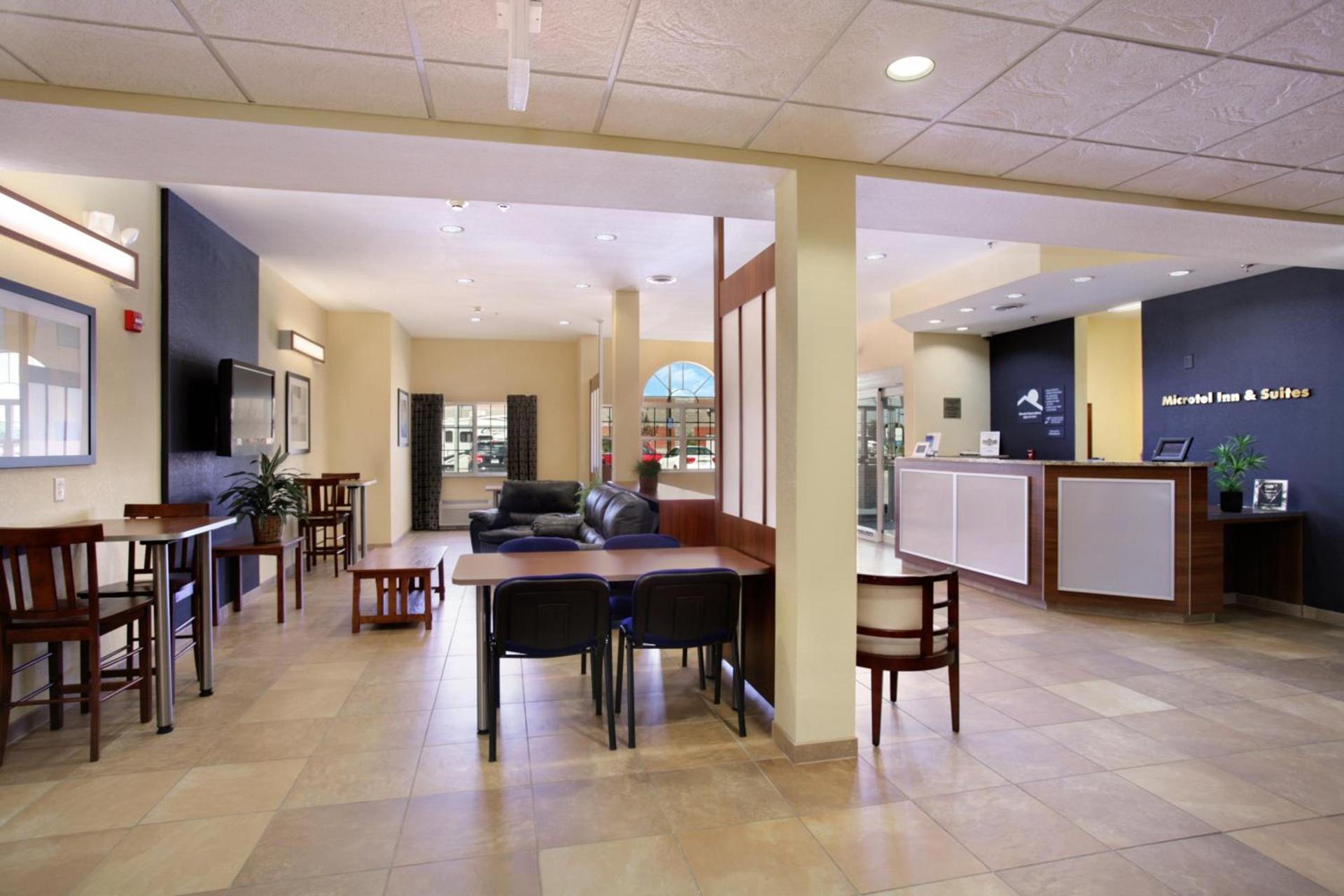 Microtel Inn & Suites - Kearney photo 21
