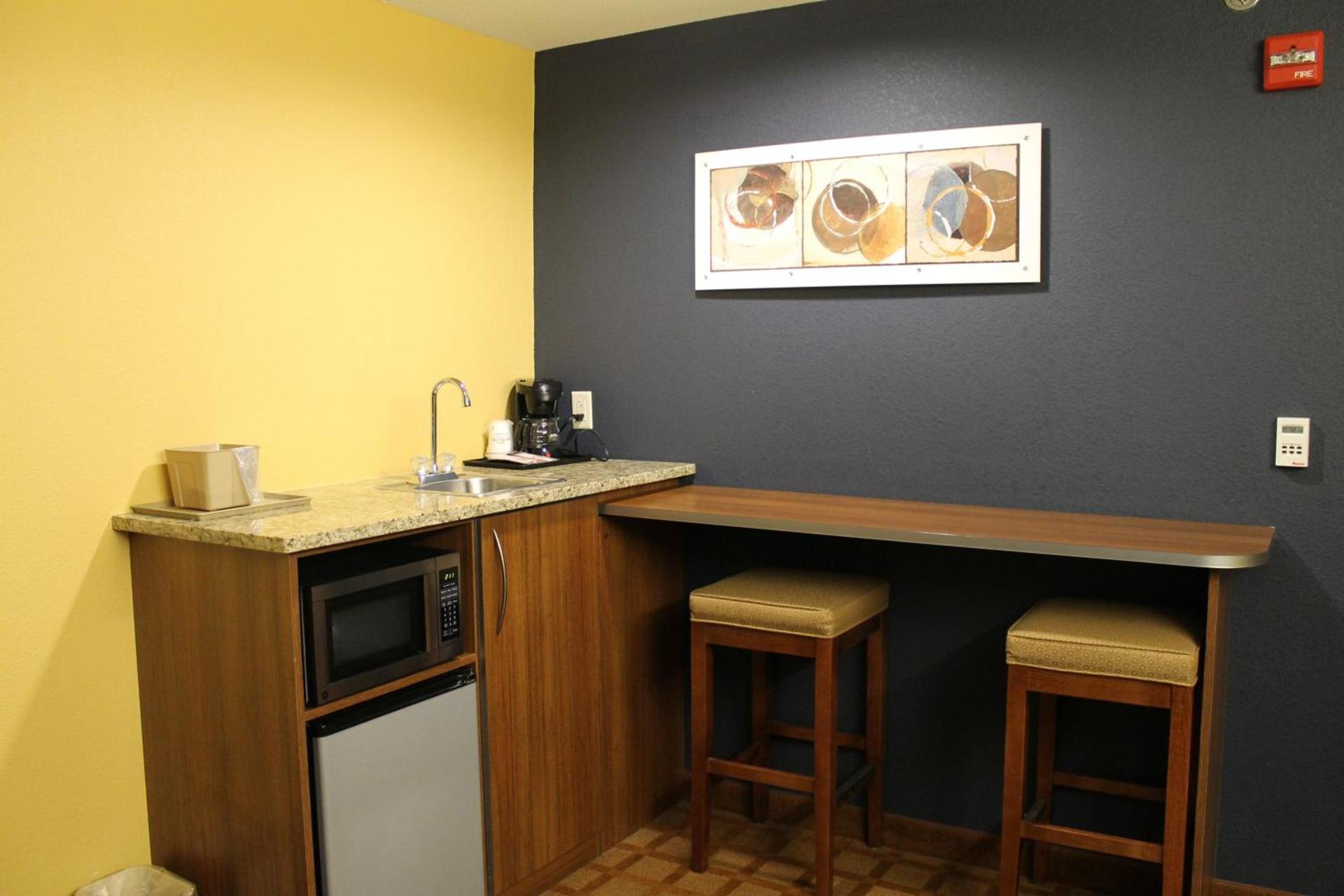 Microtel Inn & Suites - Kearney photo 38