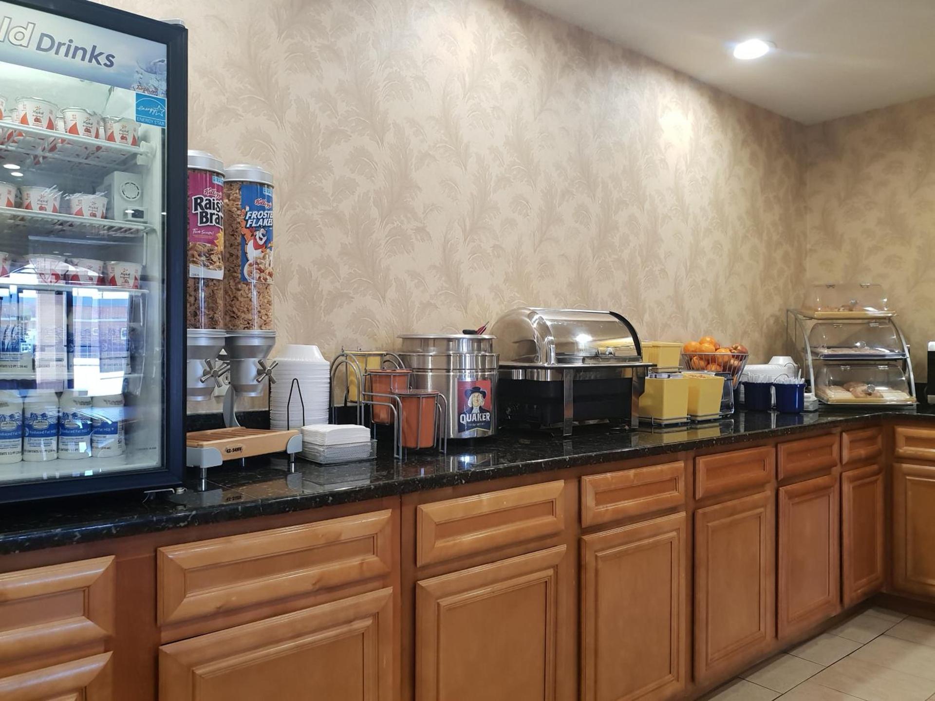 Days Inn by Wyndham Lonoke photo 33