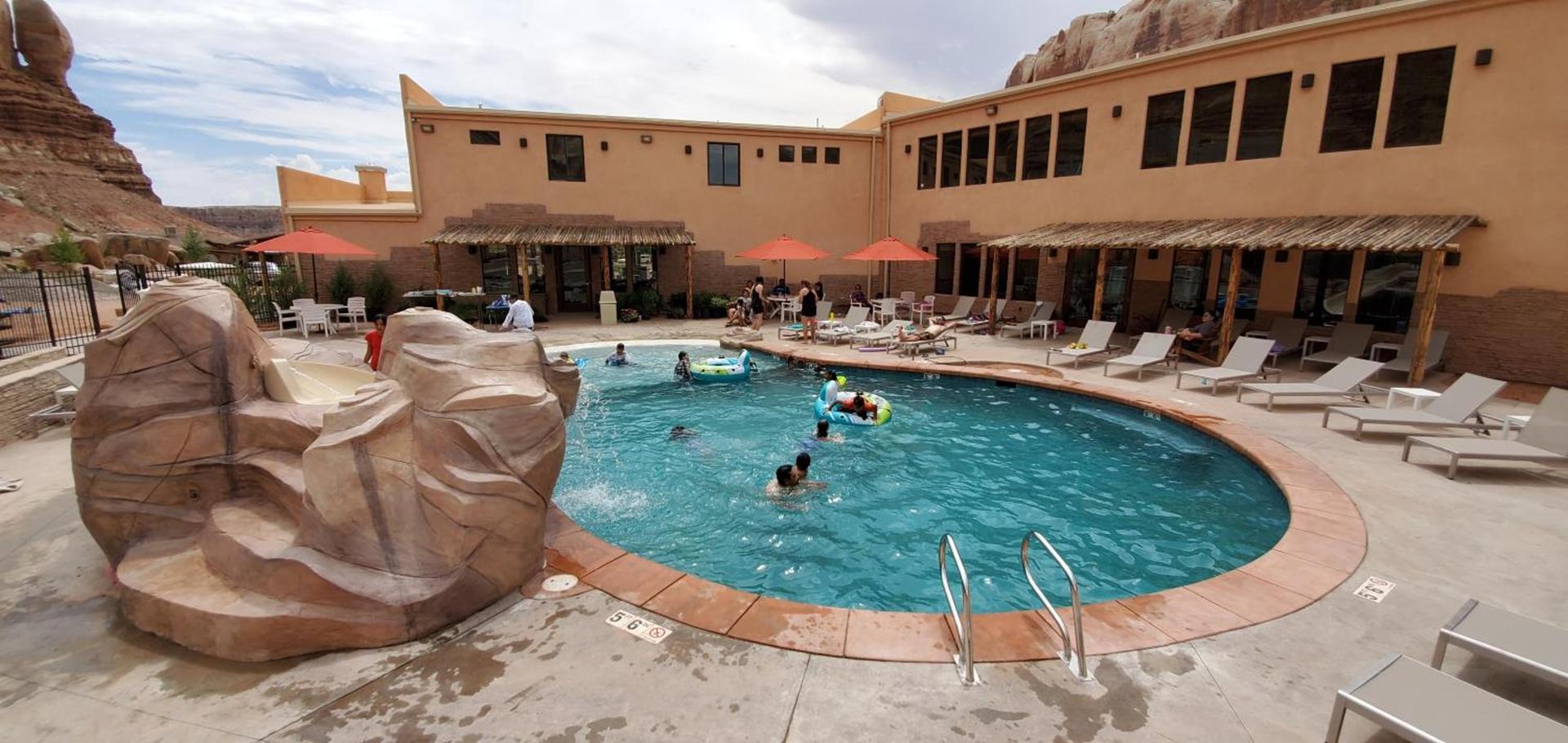 Bluff Dwellings Resort photo 3