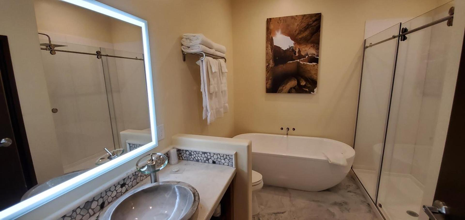 Bluff Dwellings Resort photo 41