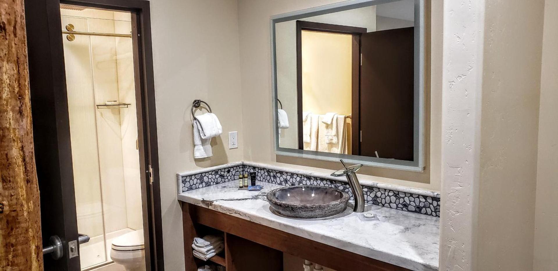 Bluff Dwellings Resort photo 31