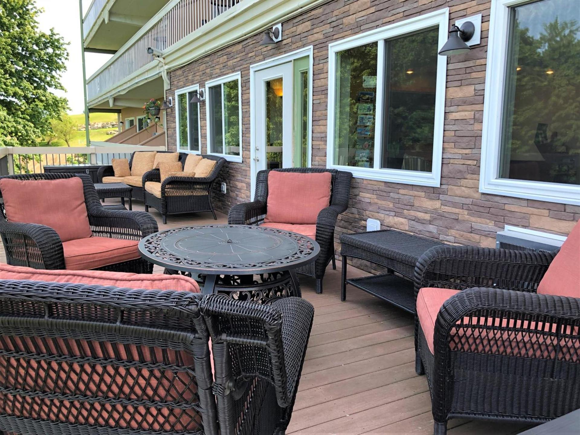 Atlantic Eyrie Lodge photo 17