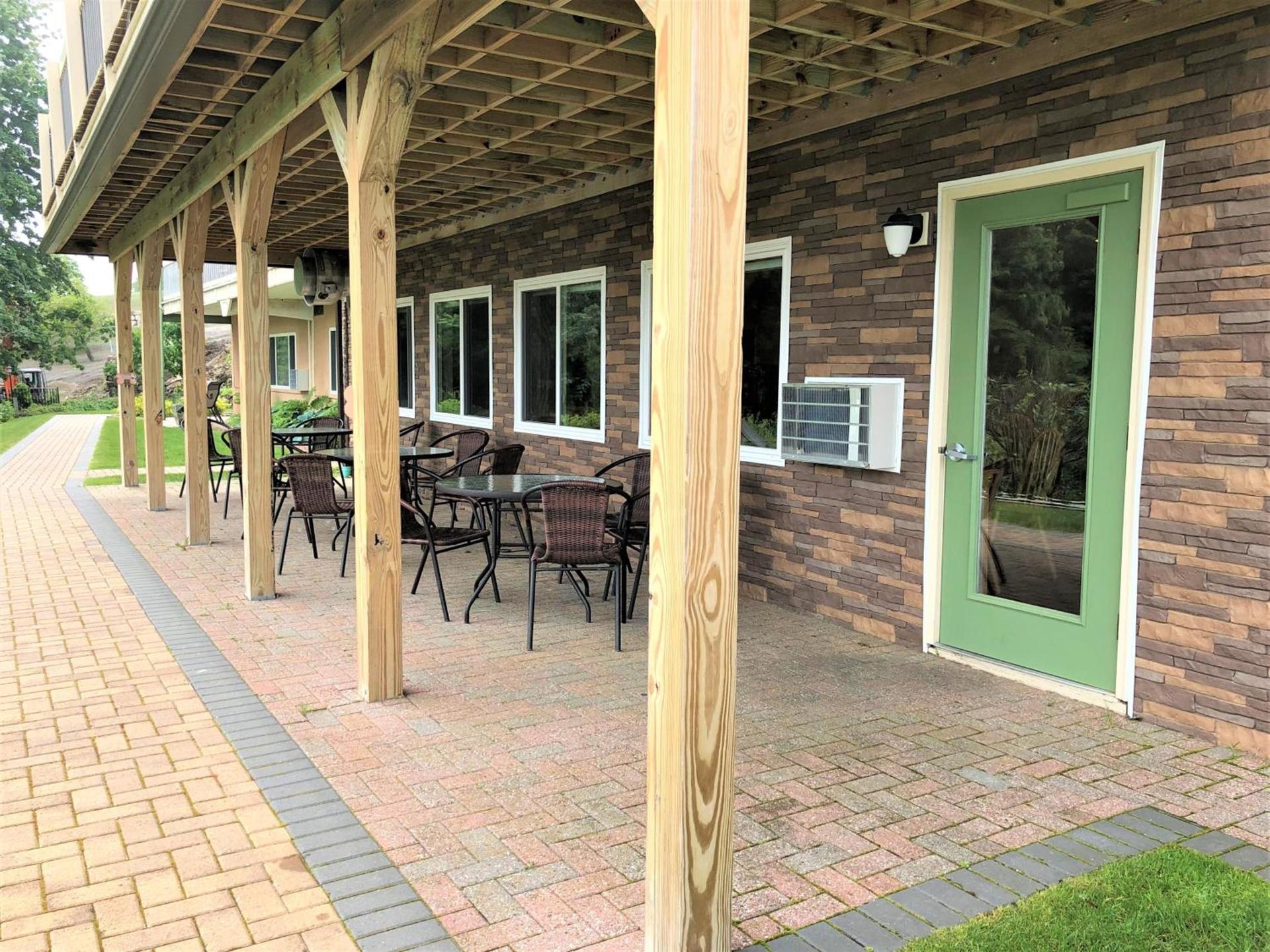 Atlantic Eyrie Lodge photo 18