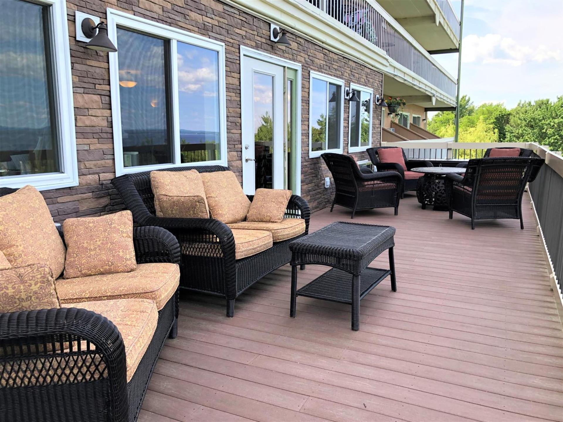 Atlantic Eyrie Lodge photo 22