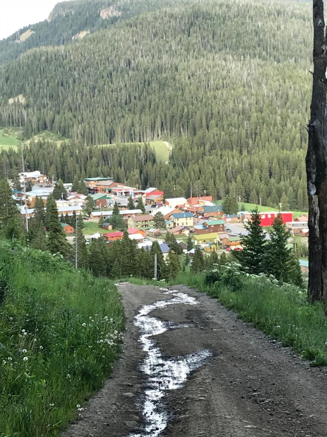 Elk Horn Lodge Motel and Cabins photo 14