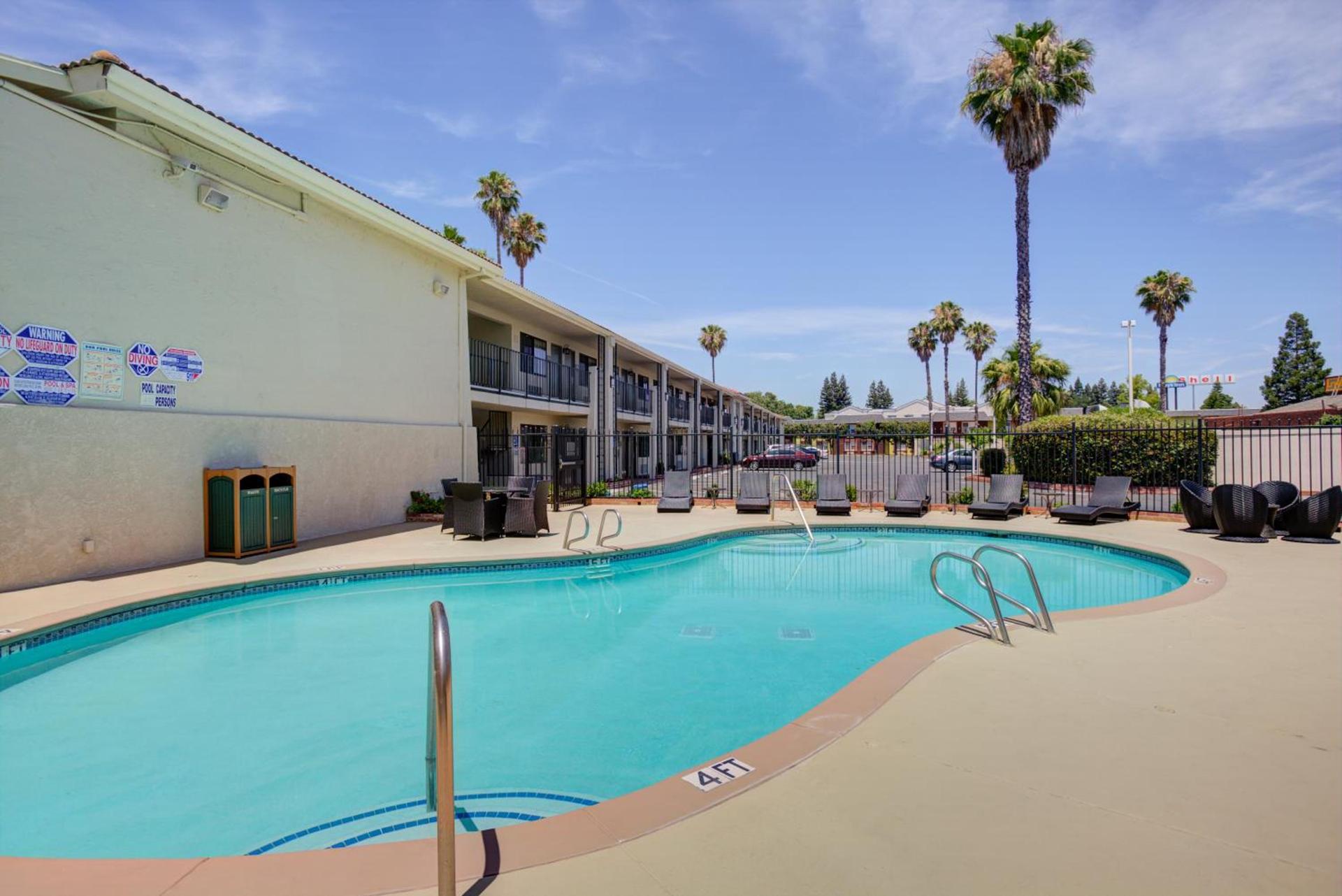 Best Western Sandman Hotel photo 58