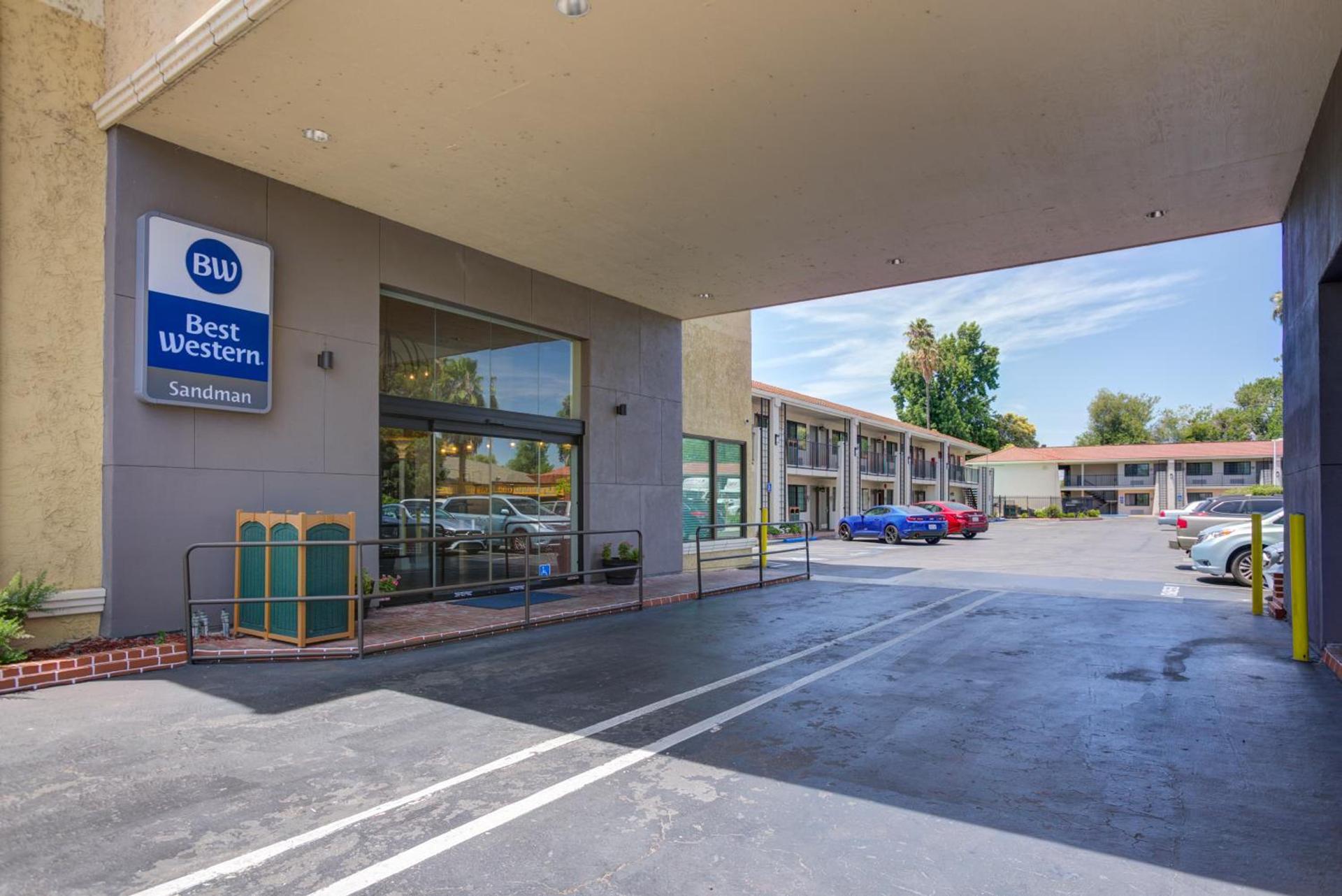 Best Western Sandman Hotel photo 52