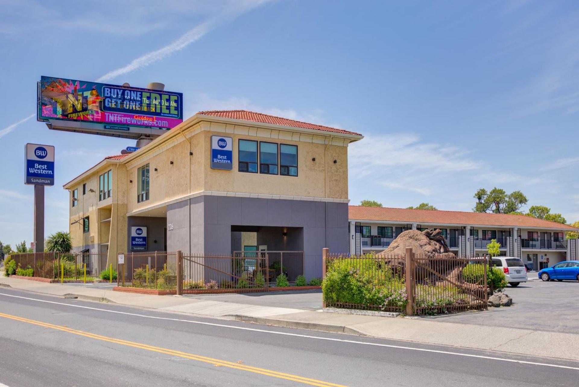 Best Western Sandman Hotel photo 25