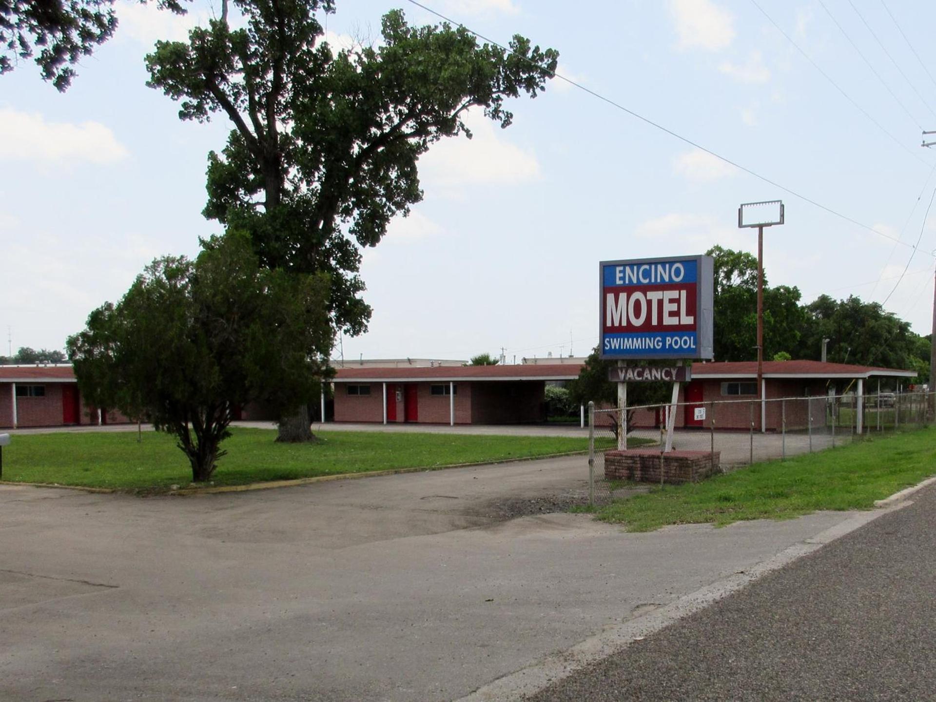Encino Motel photo 3