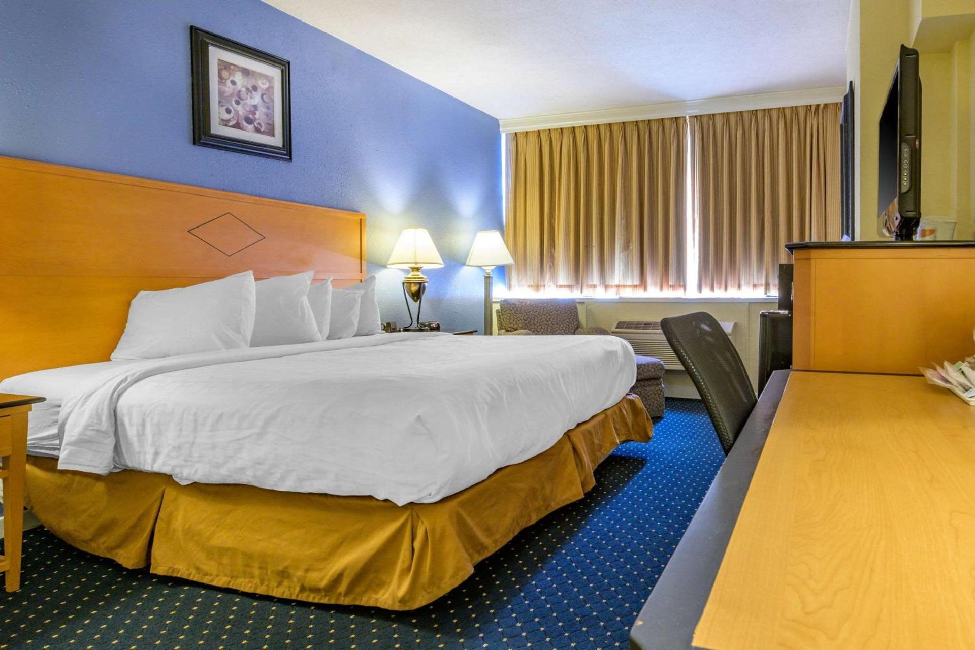 Inn at Lebanon - Hershey & Manheim area photo 39