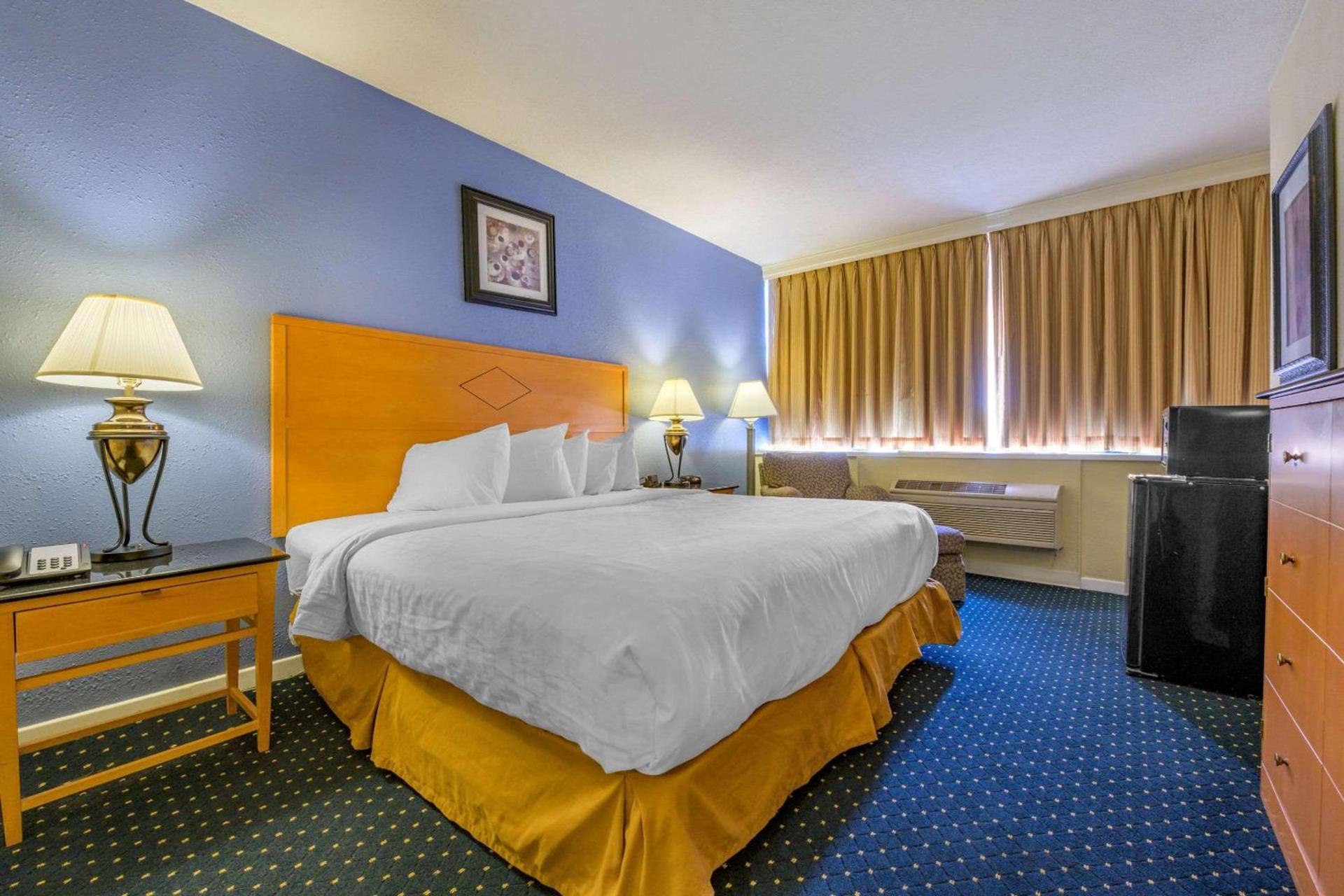 Inn at Lebanon - Hershey & Manheim area photo 36
