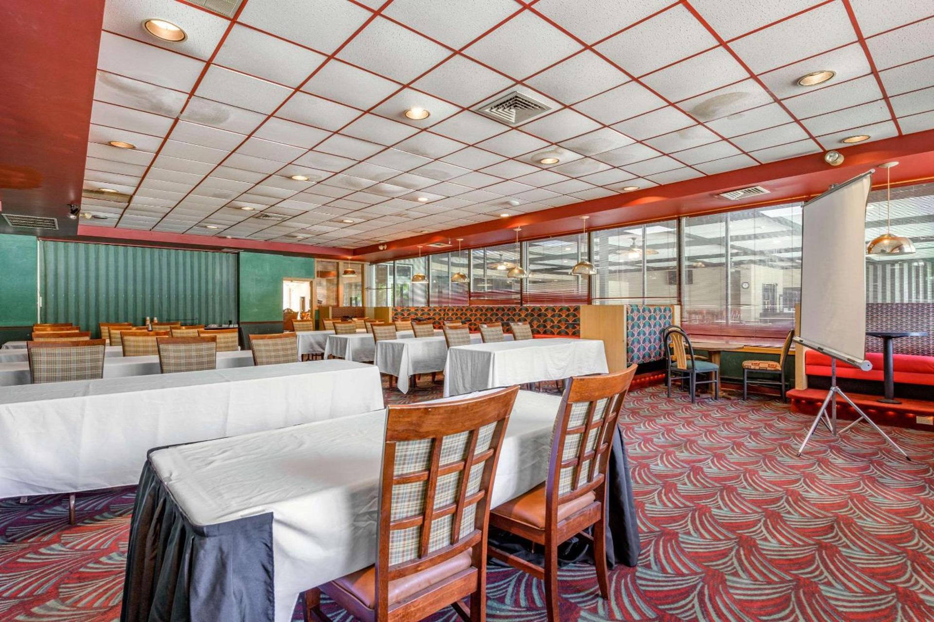 Inn at Lebanon - Hershey & Manheim area photo 8