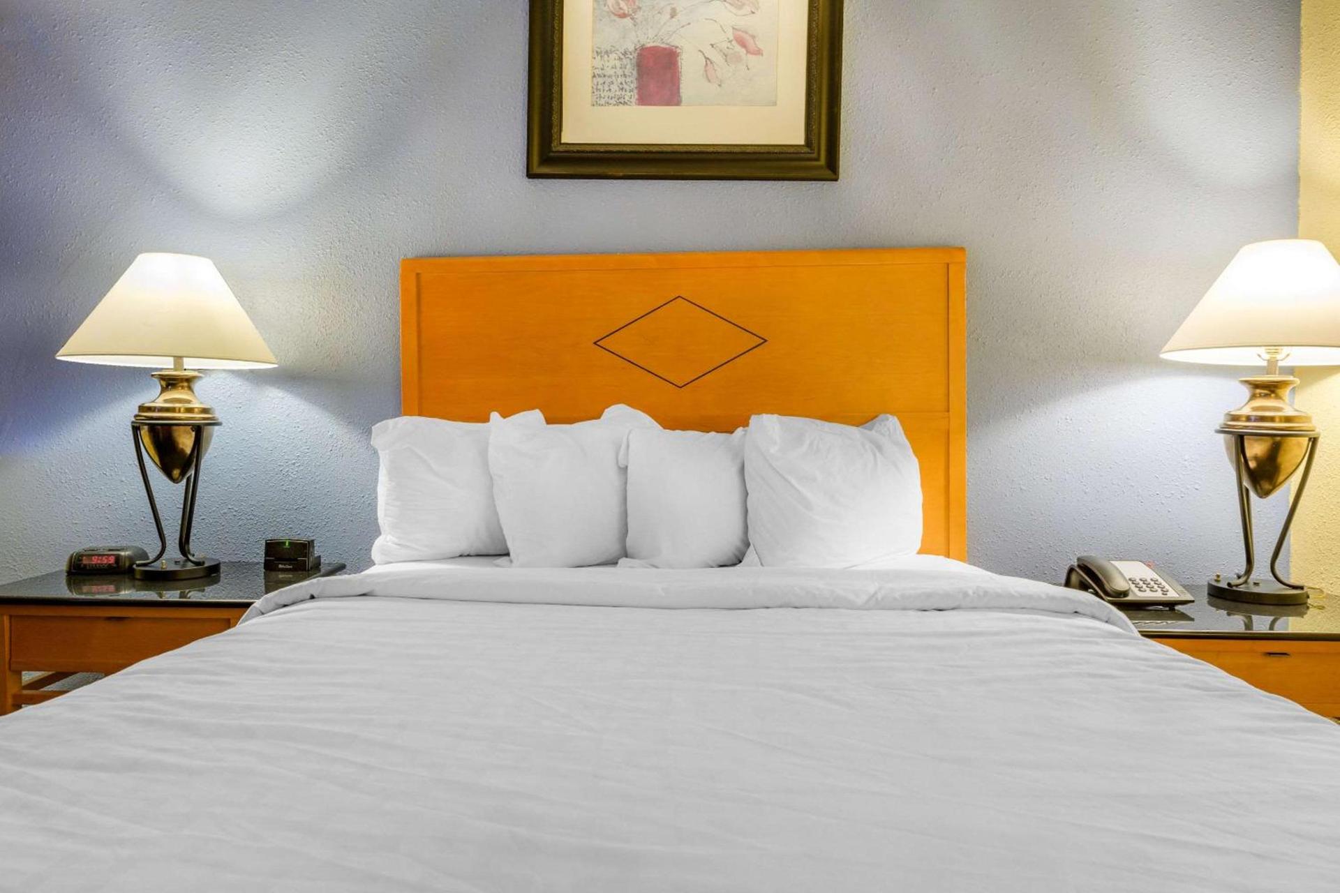 Inn at Lebanon - Hershey & Manheim area photo 33