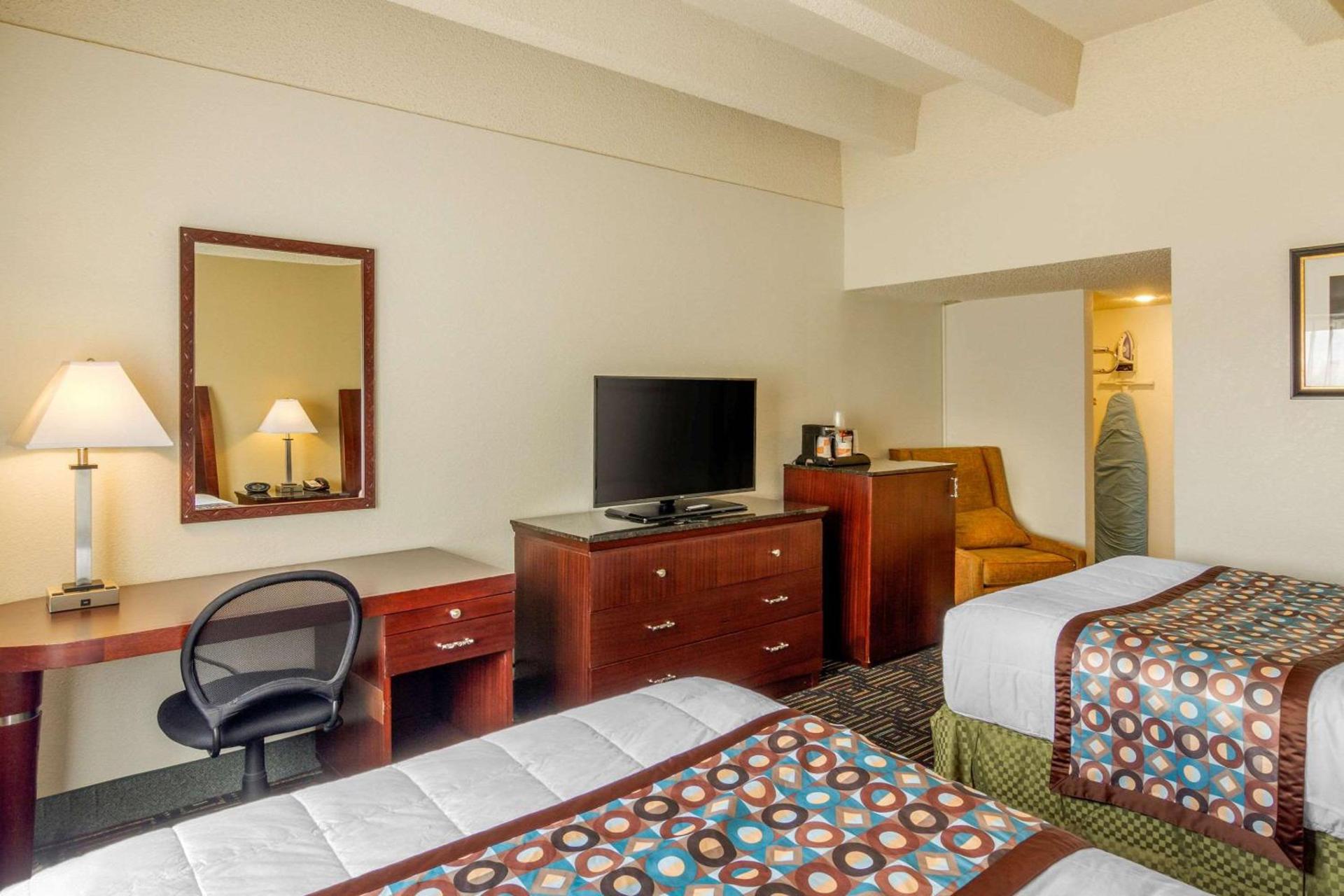 Budget Inn Denver Downtown photo 10