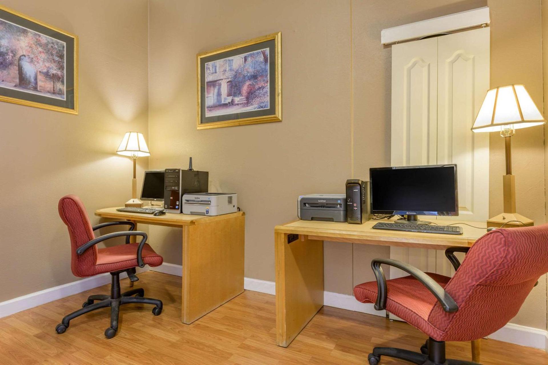 Inn at Lebanon - Hershey & Manheim area photo 26