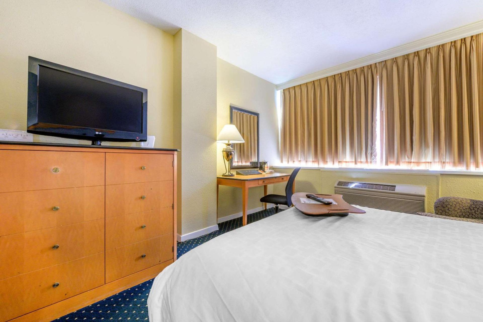 Inn at Lebanon - Hershey & Manheim area photo 16