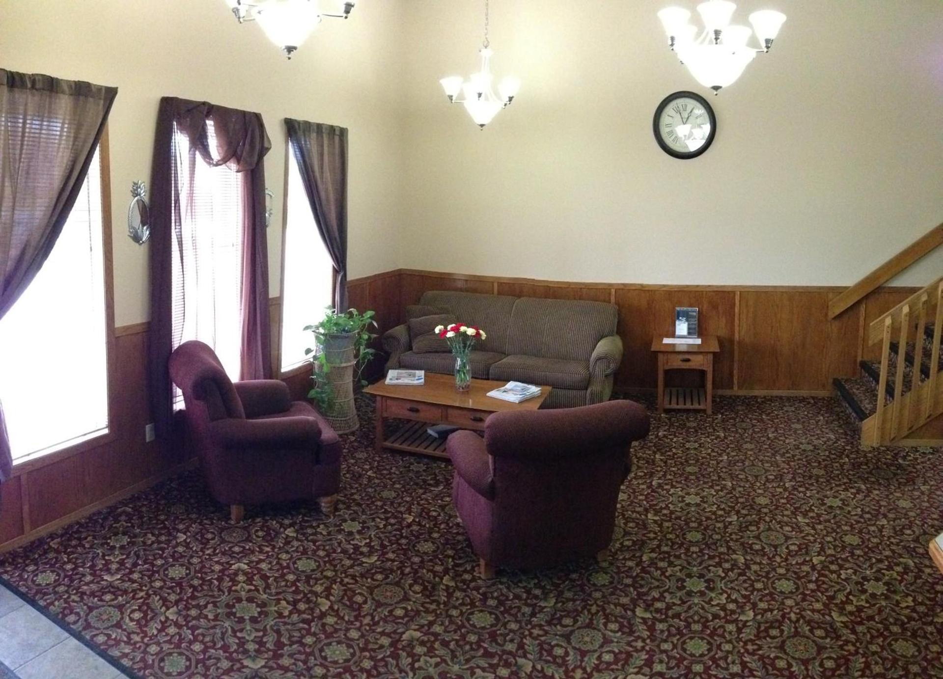 Super 8 by Wyndham Manhattan KS photo 14