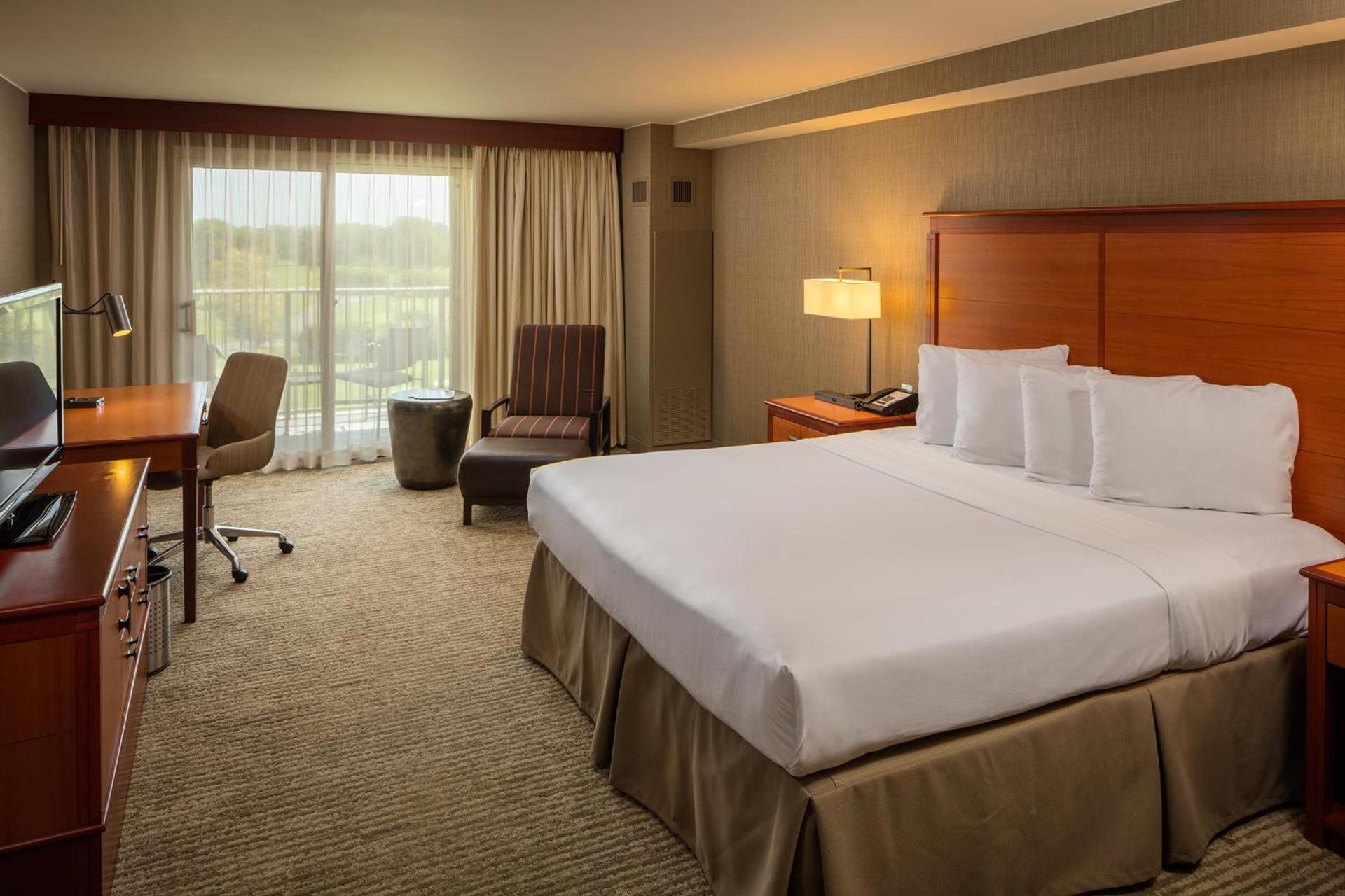 Eaglewood Resort & Spa photo 9