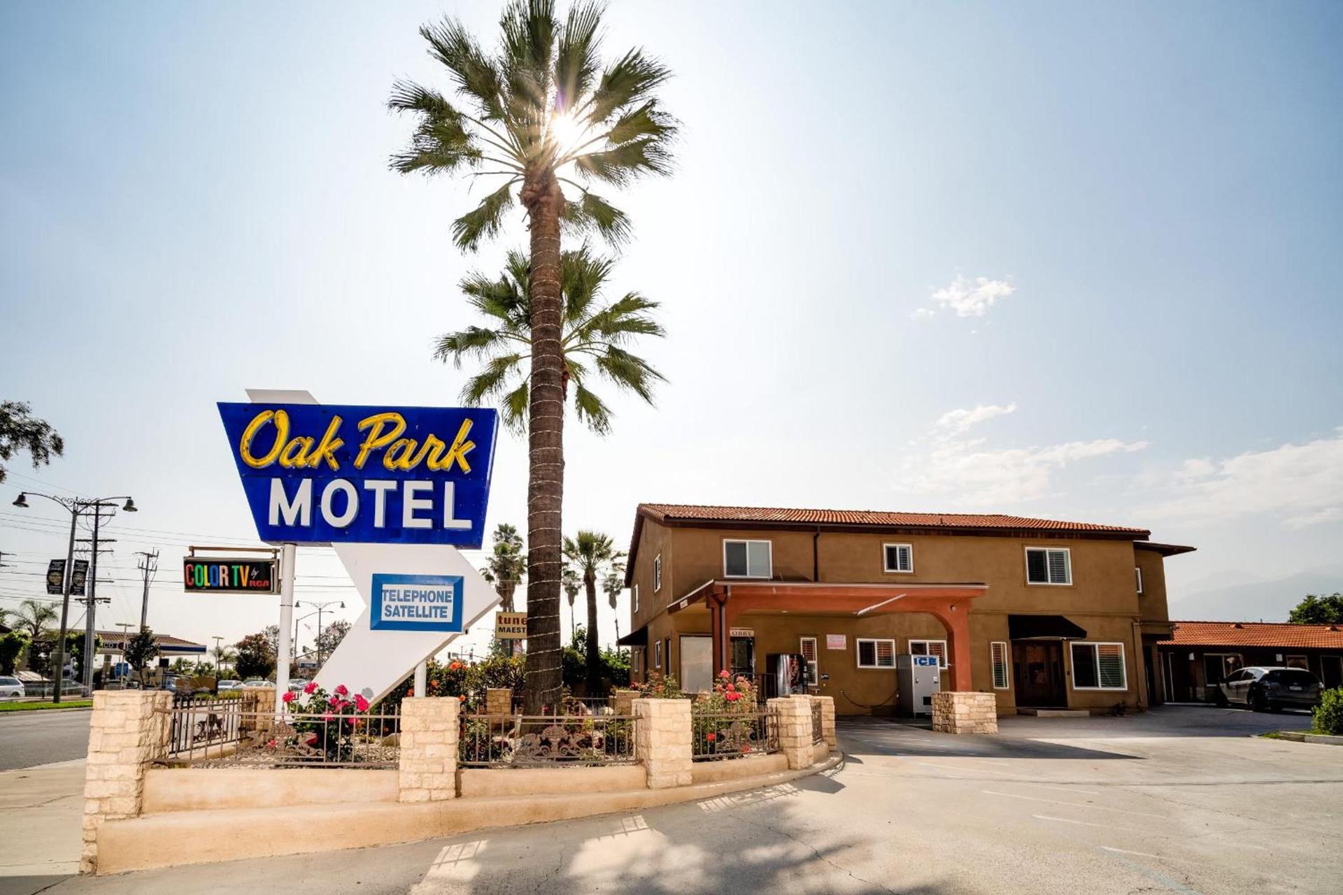 Oak Park Motel photo 5