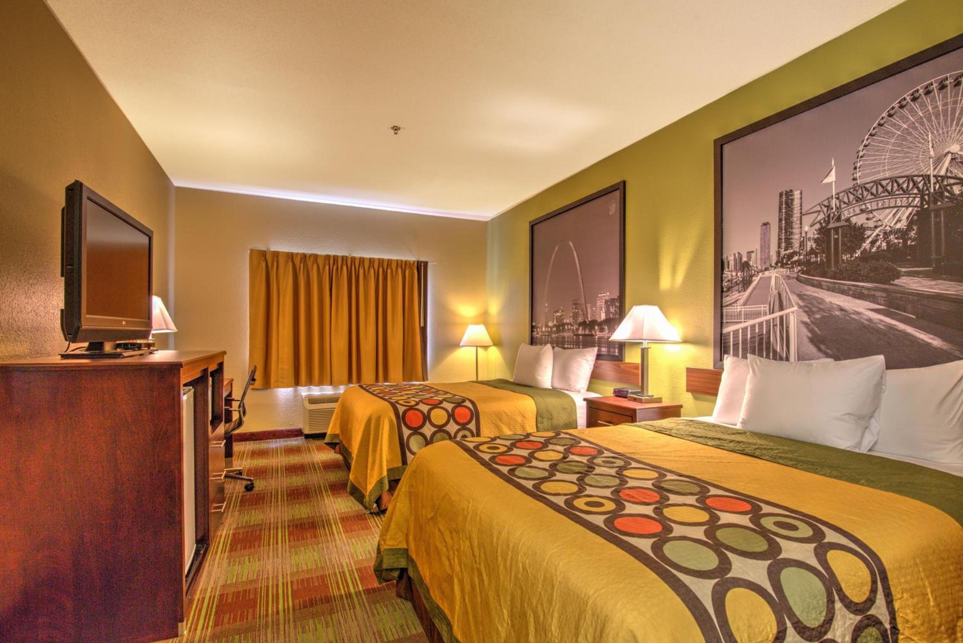 Super 8 by Wyndham Waterloo photo 21