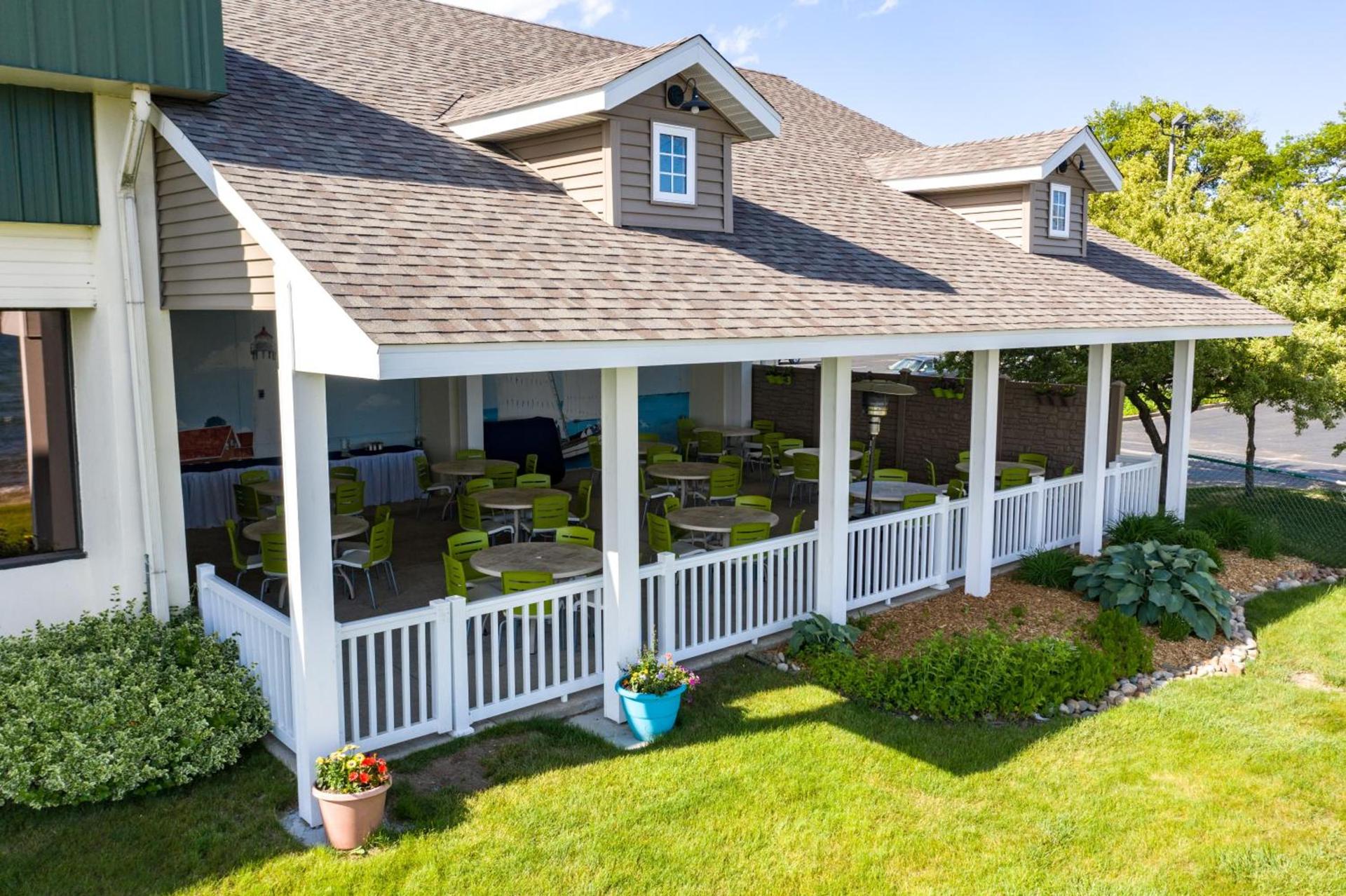 Tawas Bay Beach Resort & Conference Center photo 3