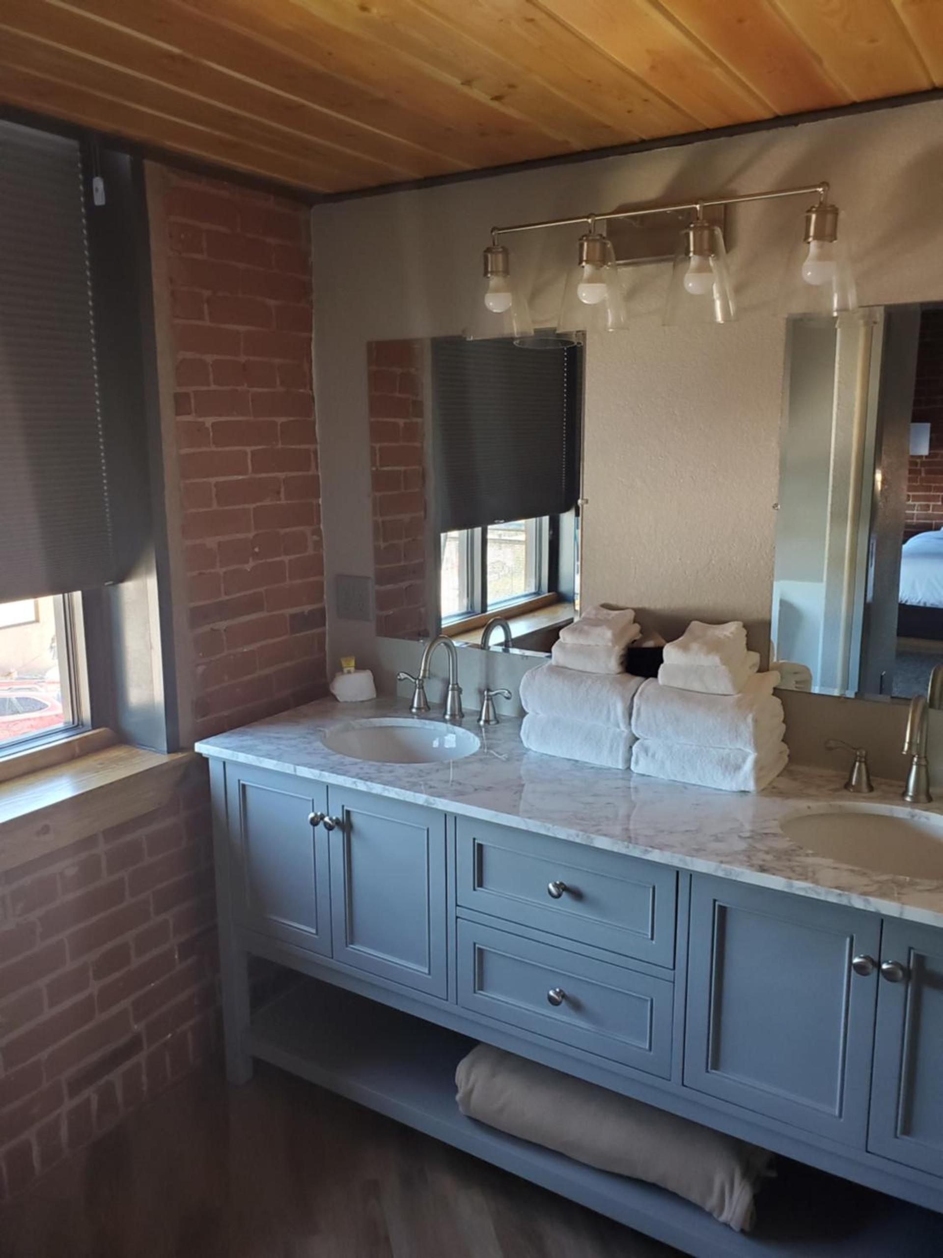 The Hotel Sturgis photo 4