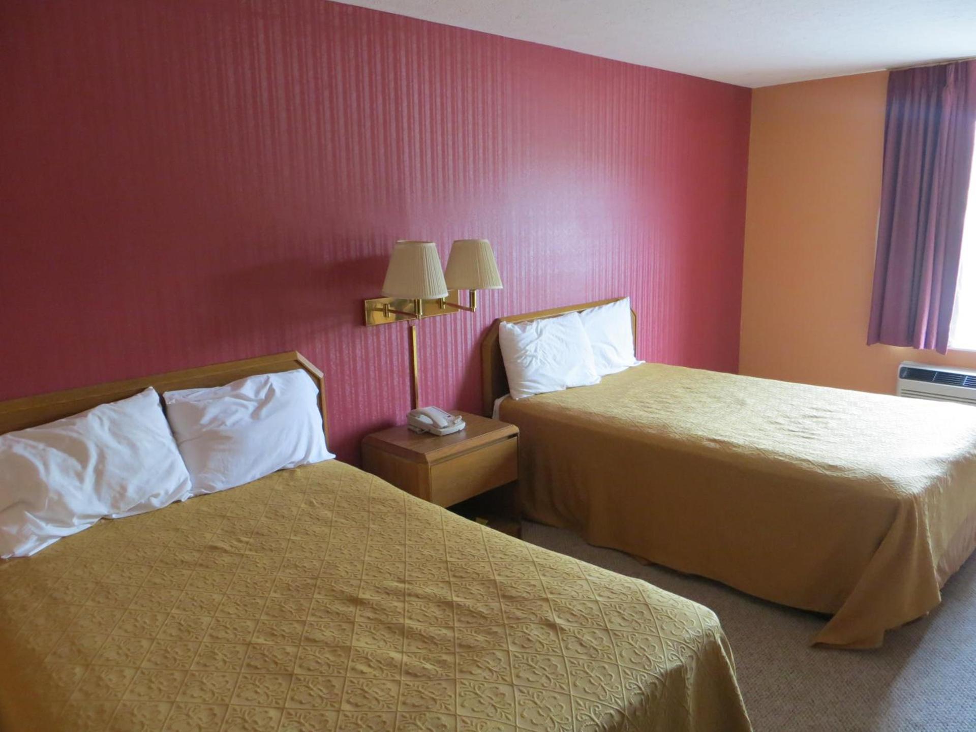 Americourt Hotel and Suites - Elizabethton photo 2