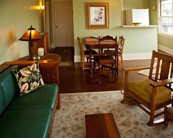 Hydrangea Inn photo 17