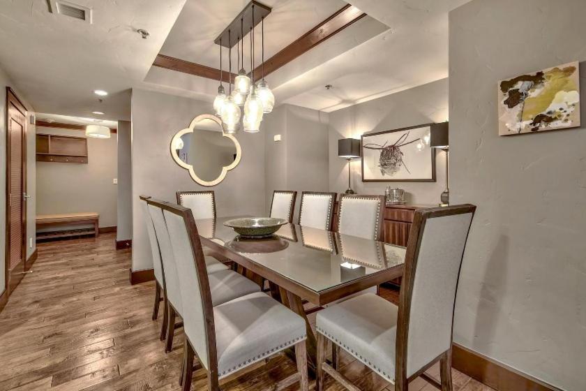 Constellation Residences photo 17