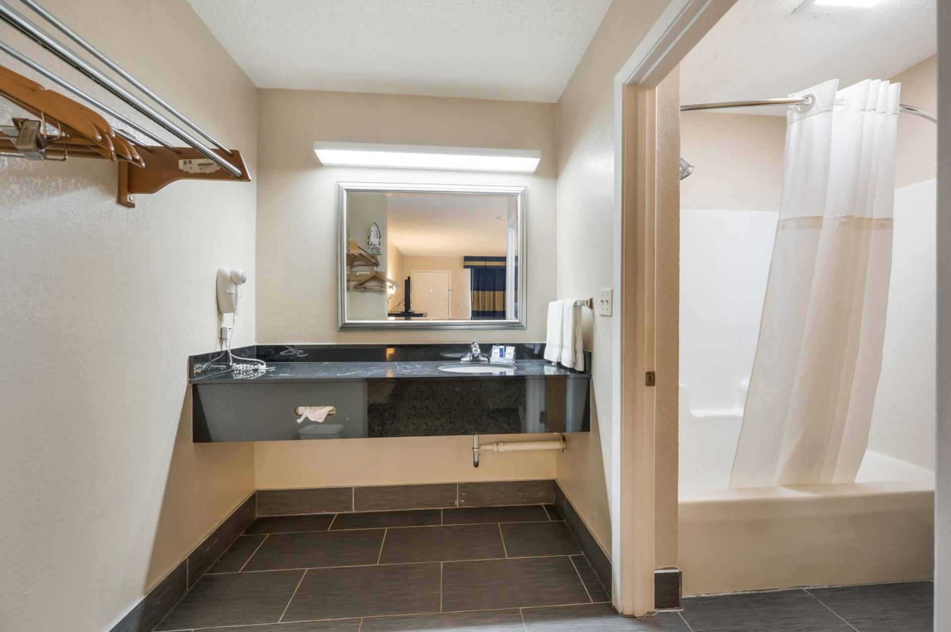SureStay Hotel by Best Western Meridian photo 20