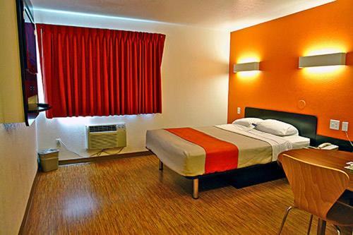 Motel 6-McKinney, TX - North photo 7