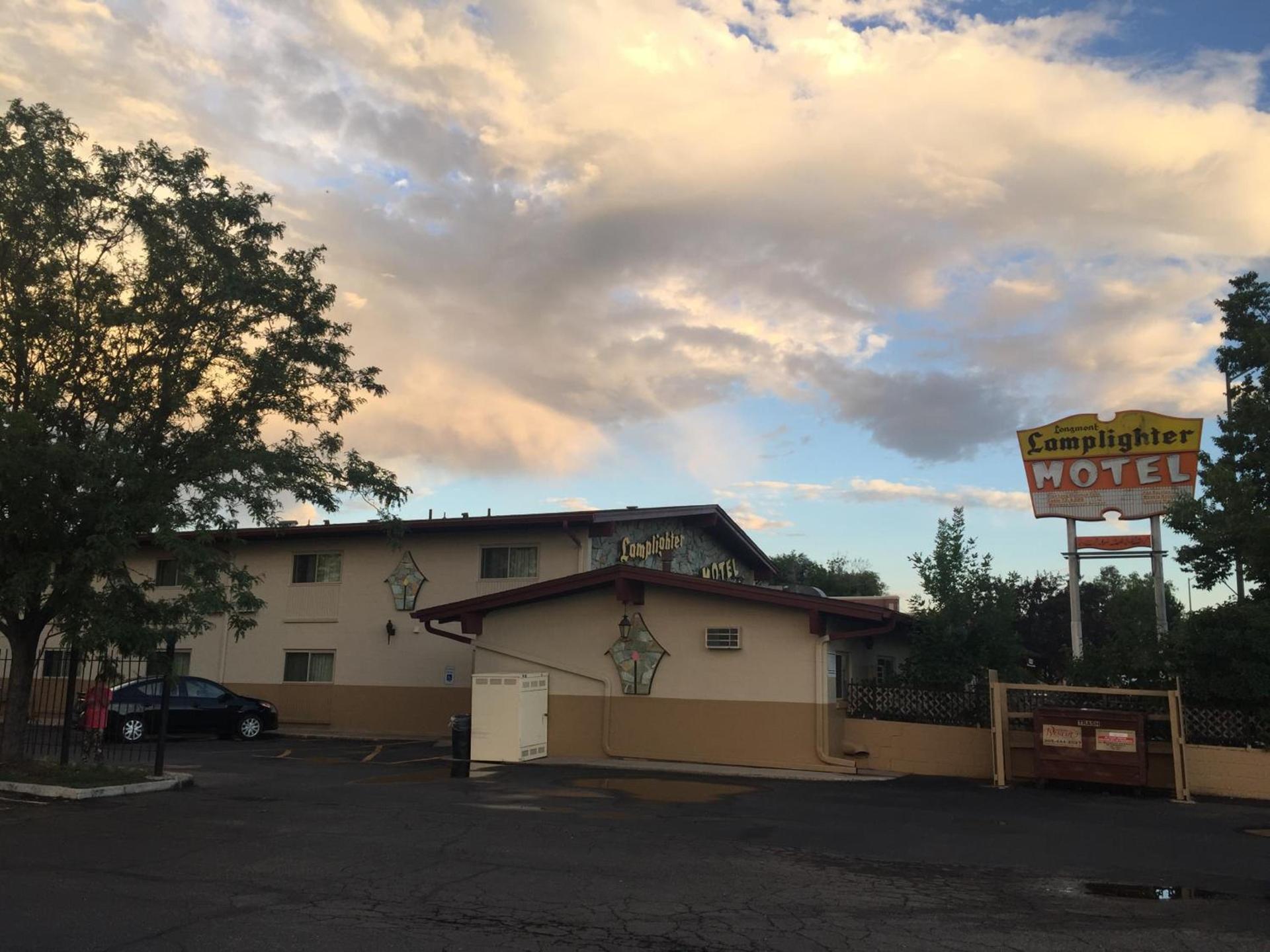 Lamplighter Motel photo 2