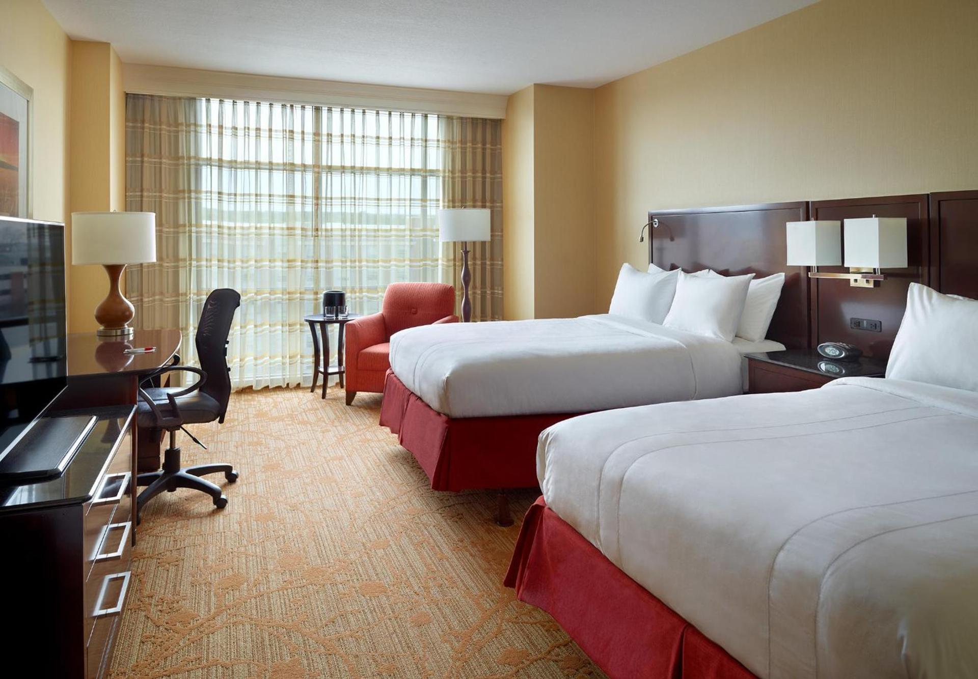 Marriott Bloomington Normal Hotel and Conference Center photo 5