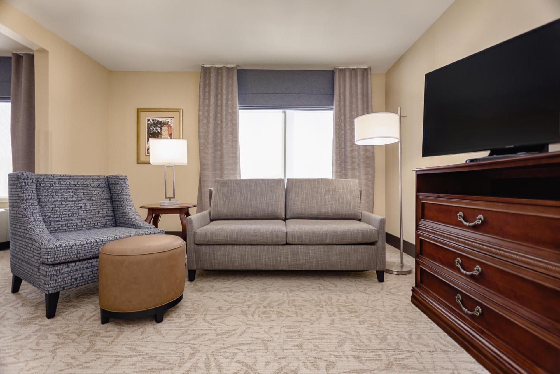 Lexington Expo Hotel by IHG photo 9