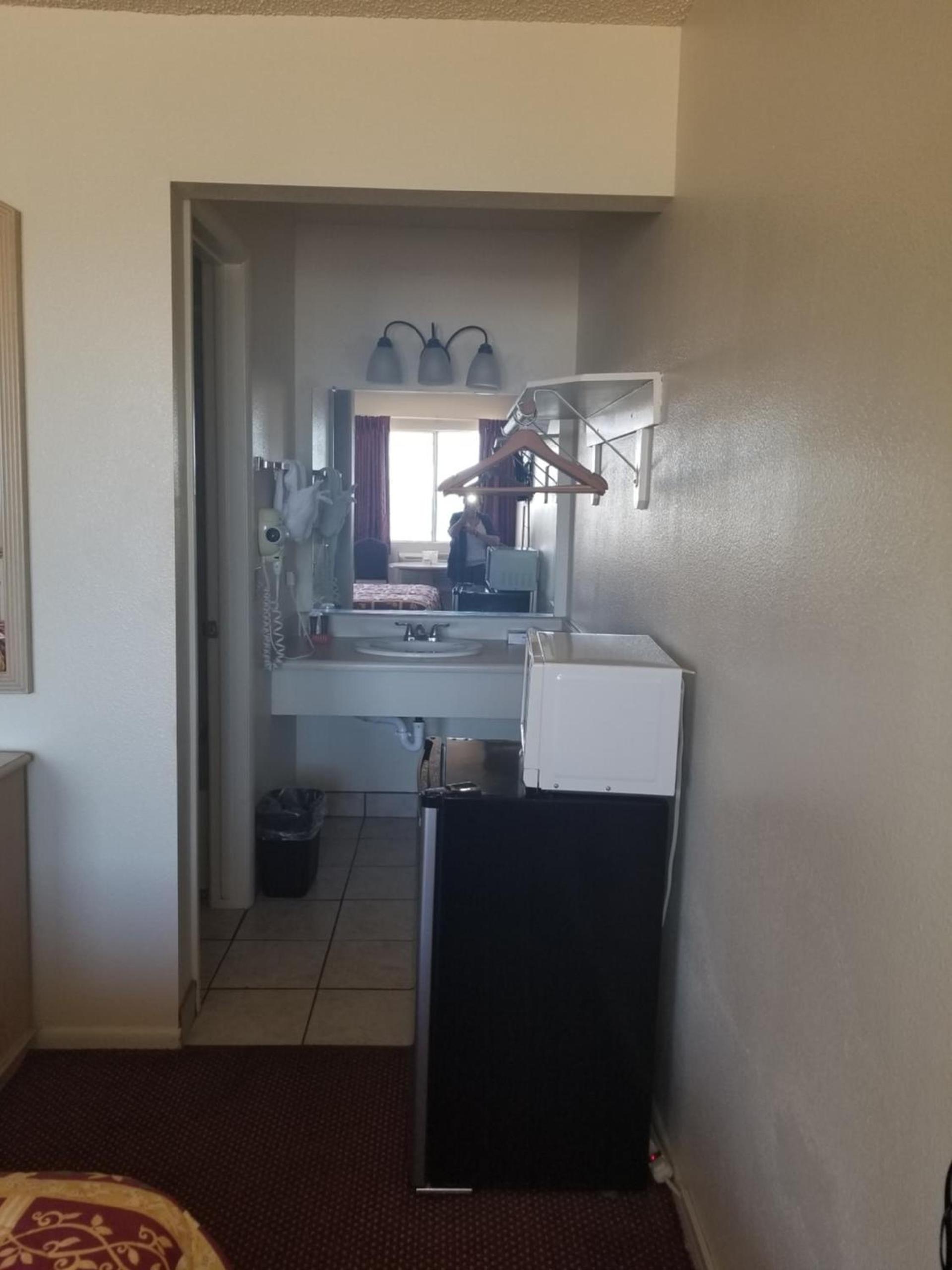Sway Hotel Lake Havasu photo 8