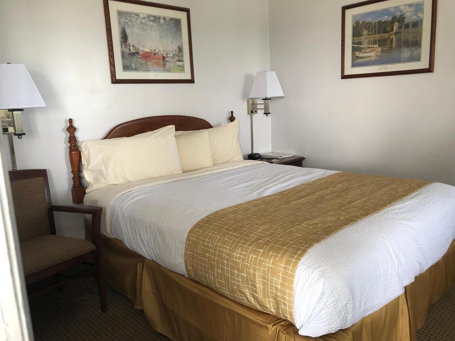 Travelodge by Wyndham Cape Cod Area photo 32