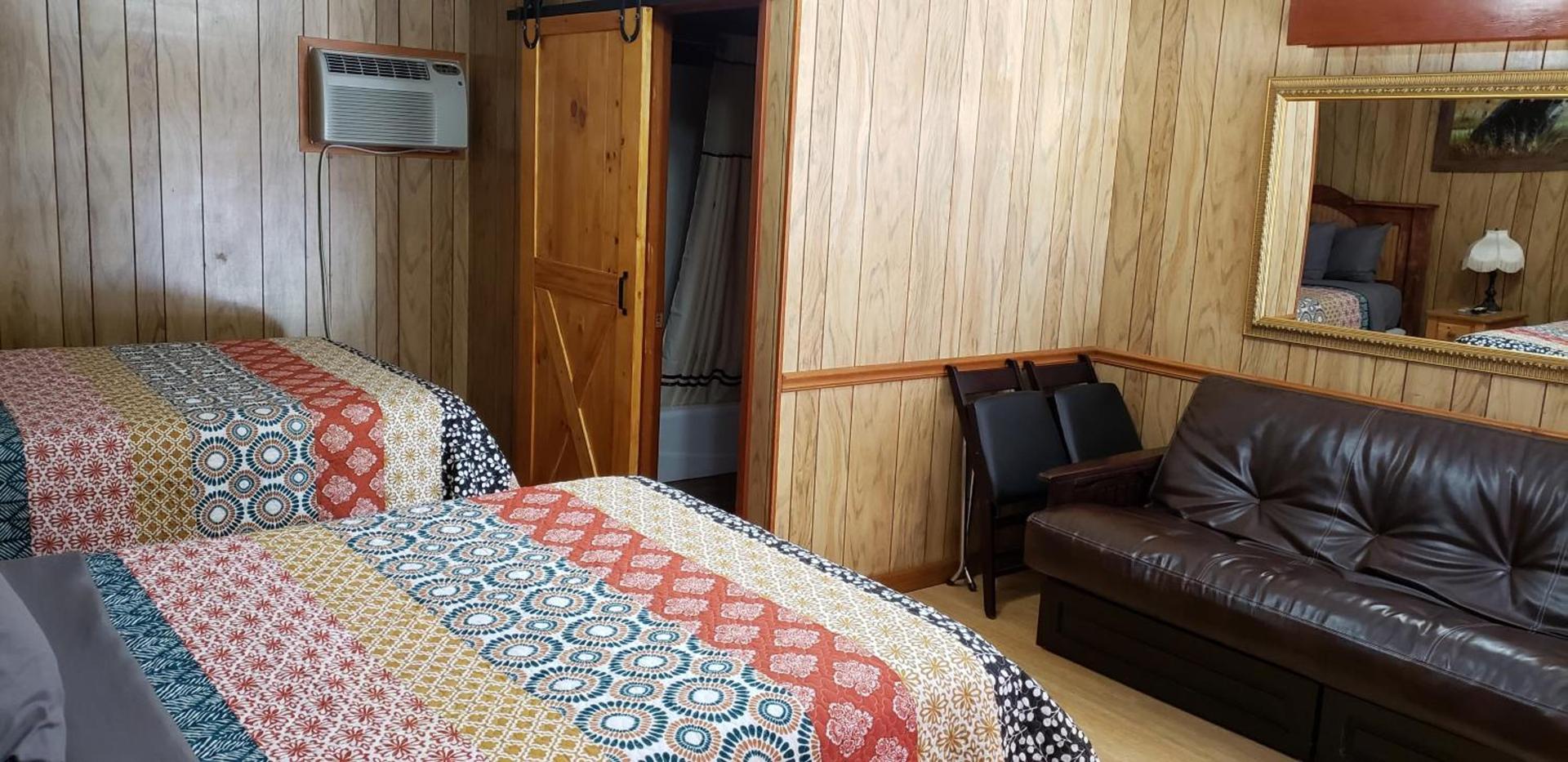 Marshall's Creek Rest Motel photo 22