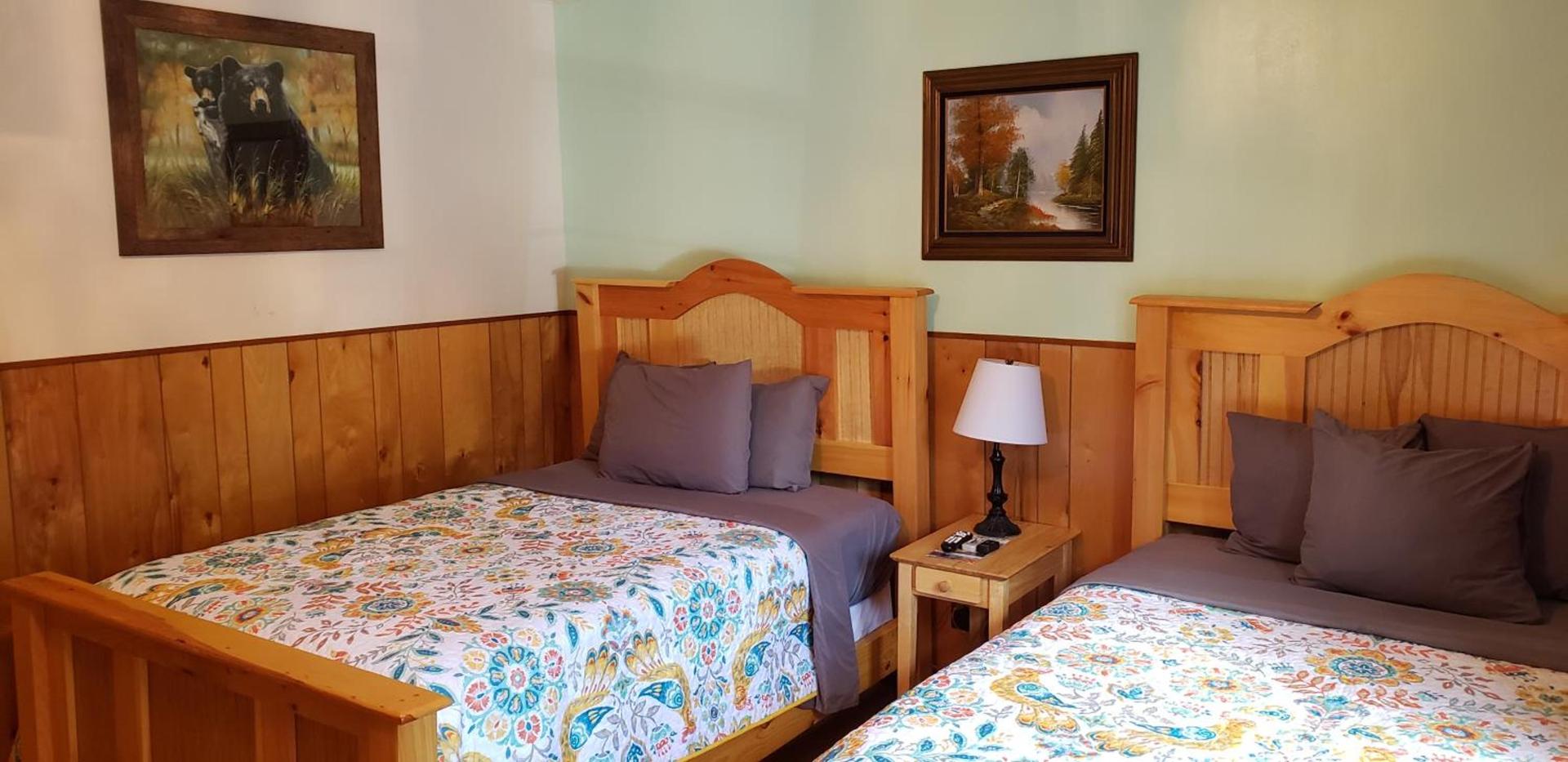 Marshall's Creek Rest Motel photo 19