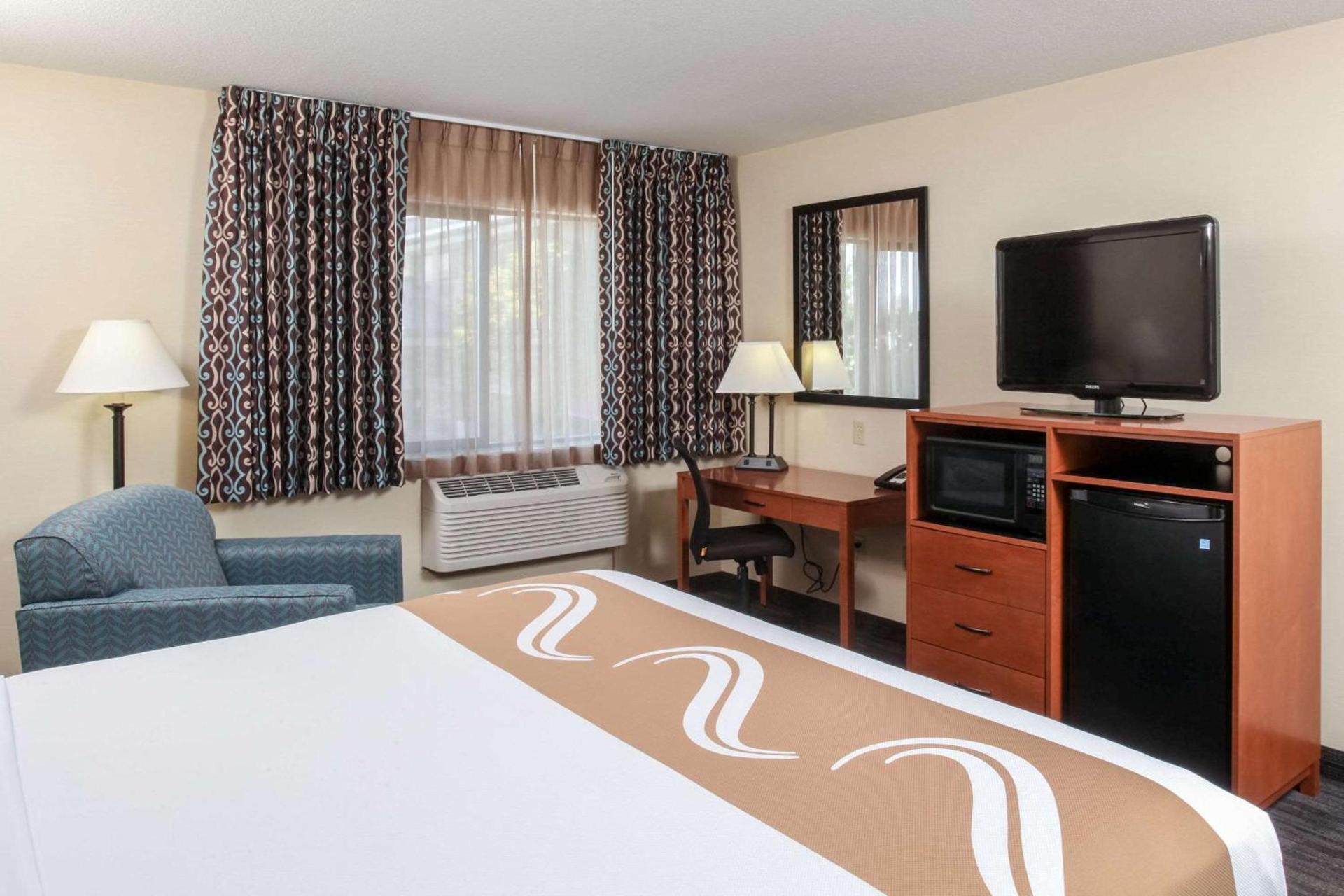 Quality Inn Oakwood photo 10