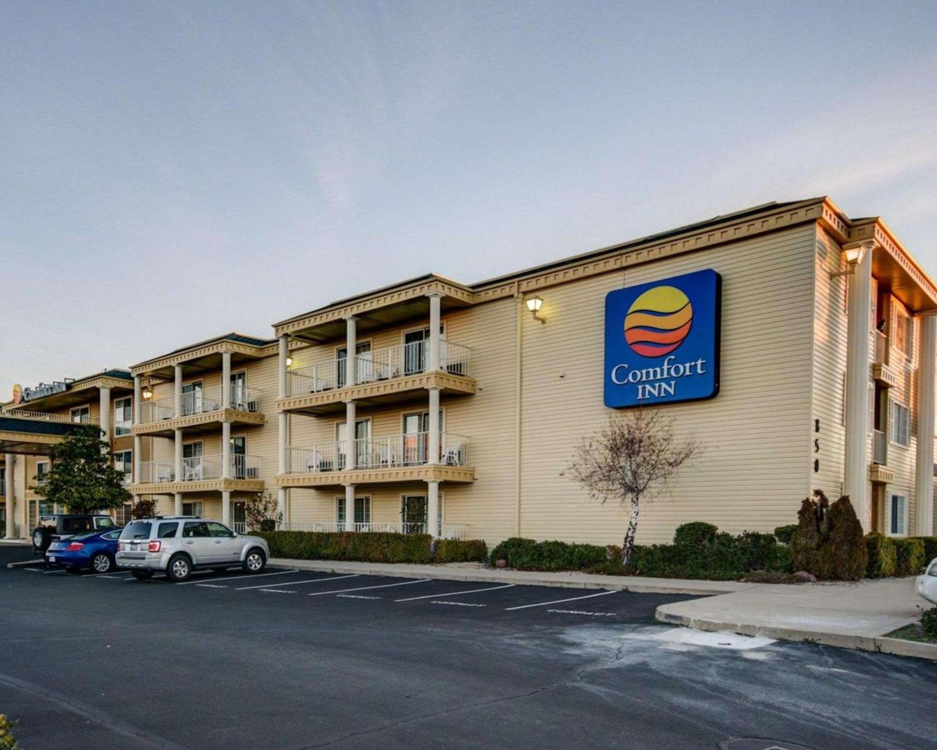 Comfort Inn Redding Near I-5 photo 23