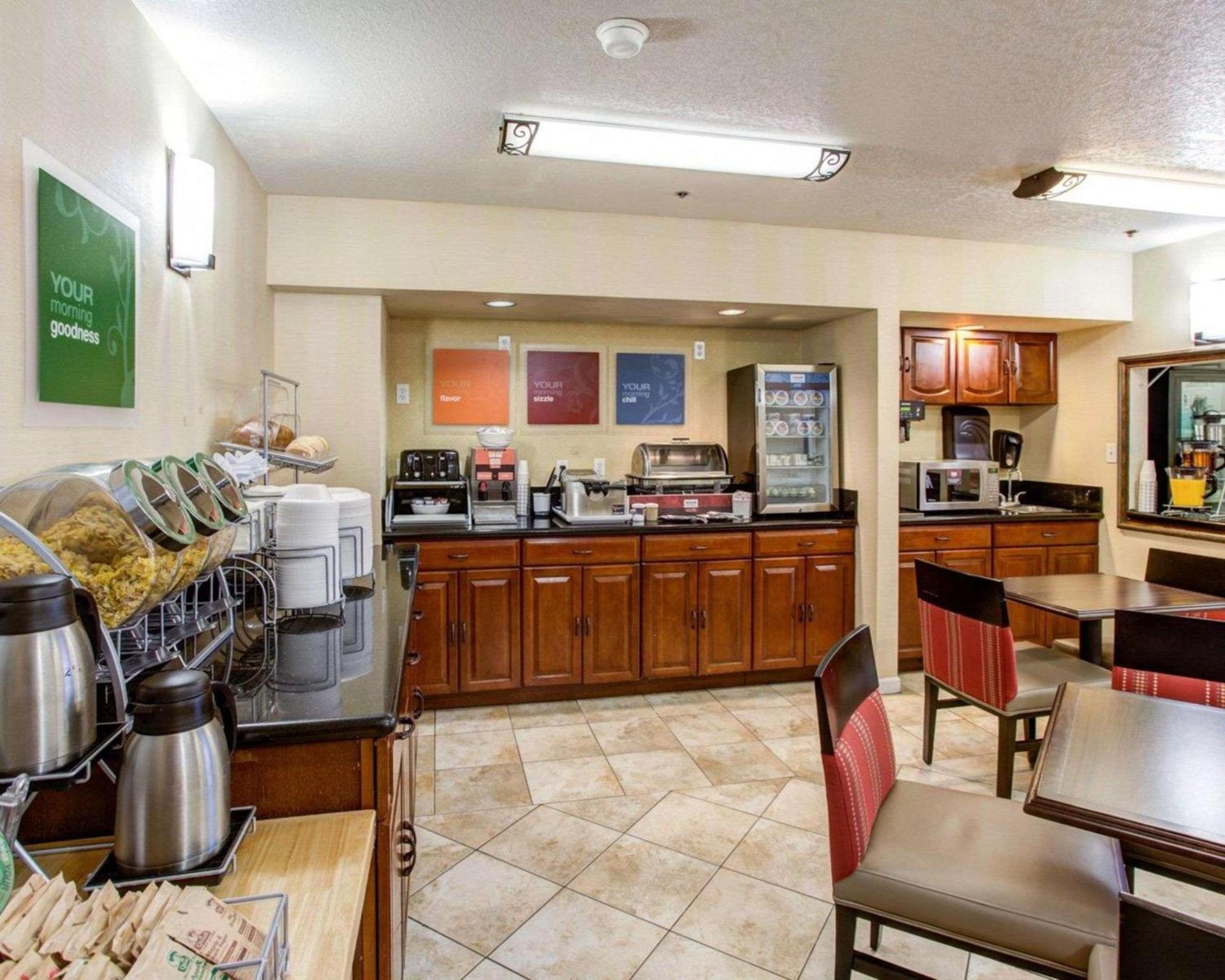 Comfort Inn Redding Near I-5 photo 27