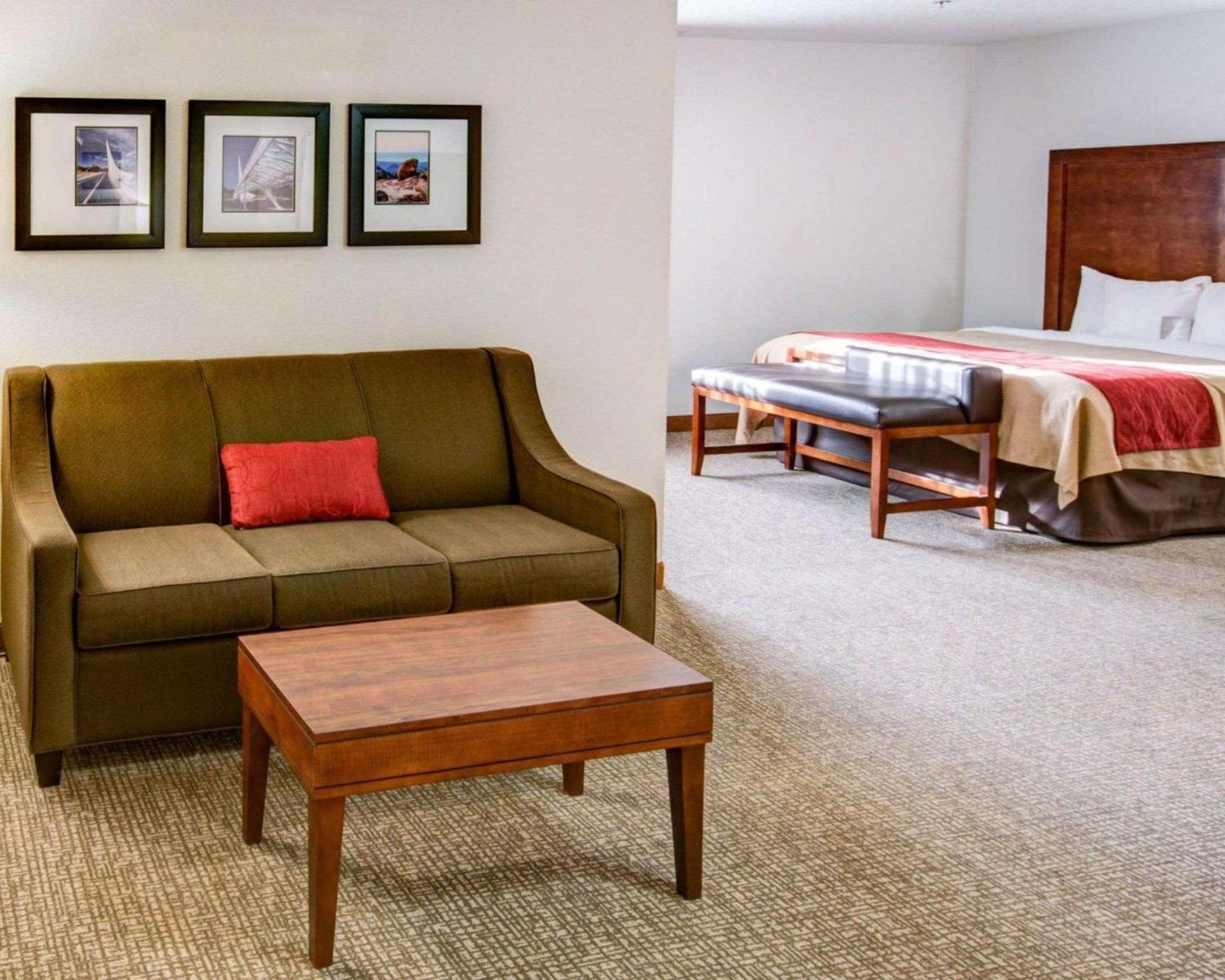 Comfort Inn Redding Near I-5 photo 7
