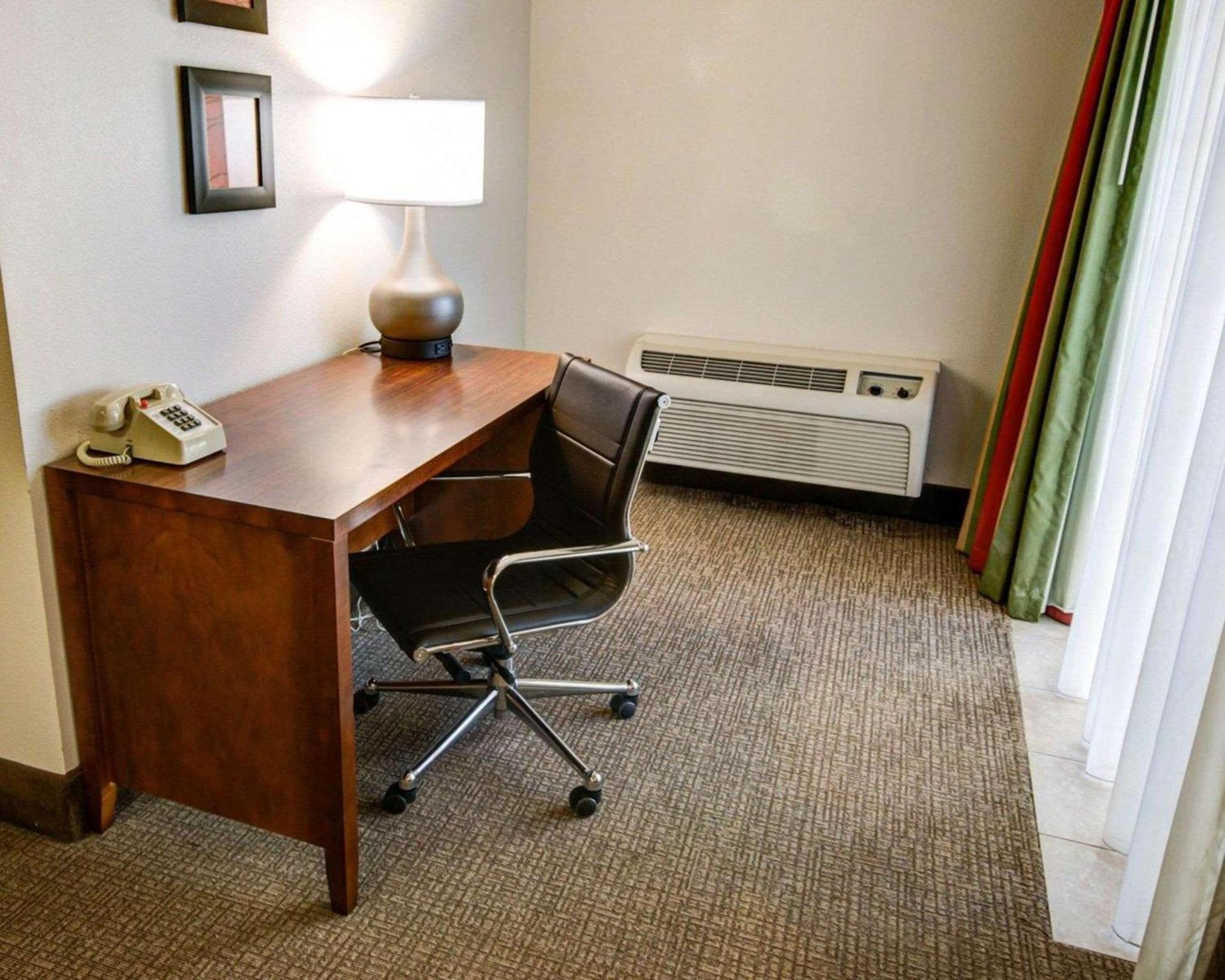 Comfort Inn Redding Near I-5 photo 16
