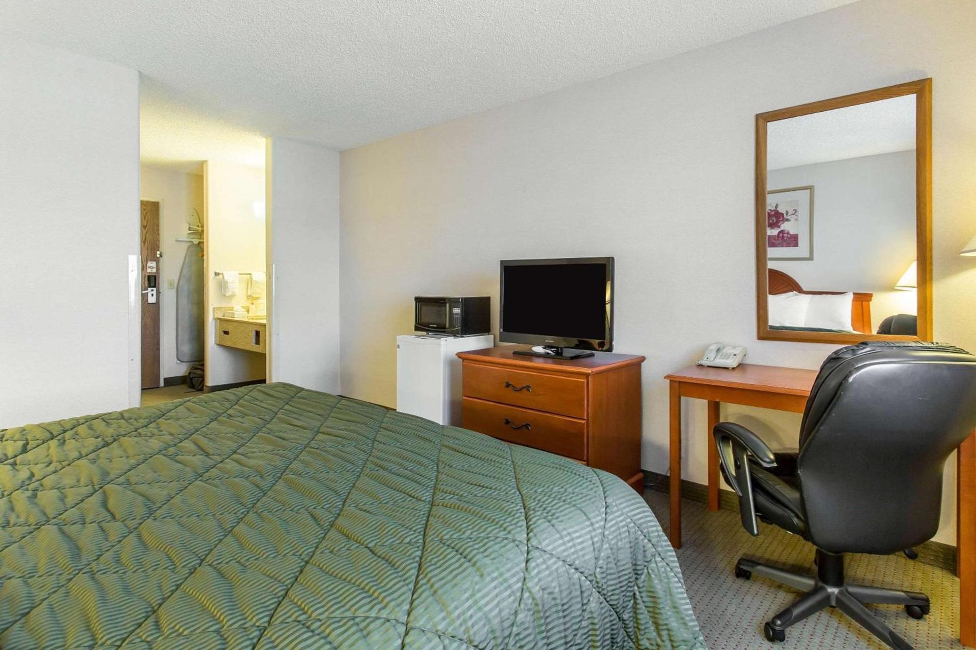 Quality Inn Delta Gateway to Rocky Mountains photo 26