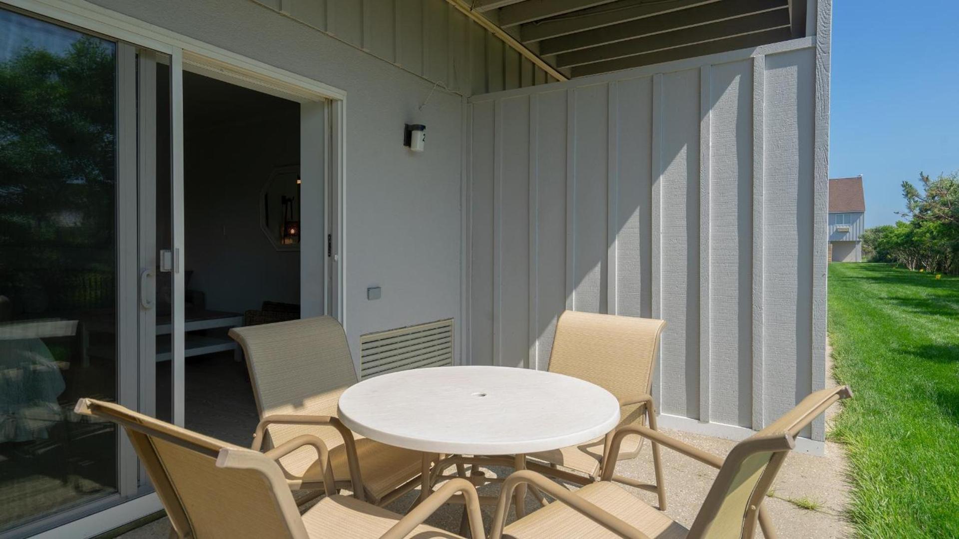 Windward Shores photo 15