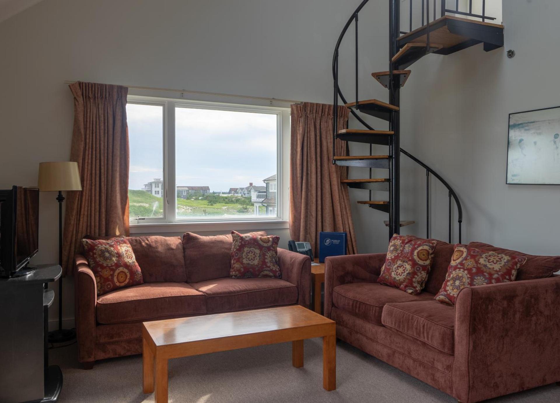 Windward Shores photo 53