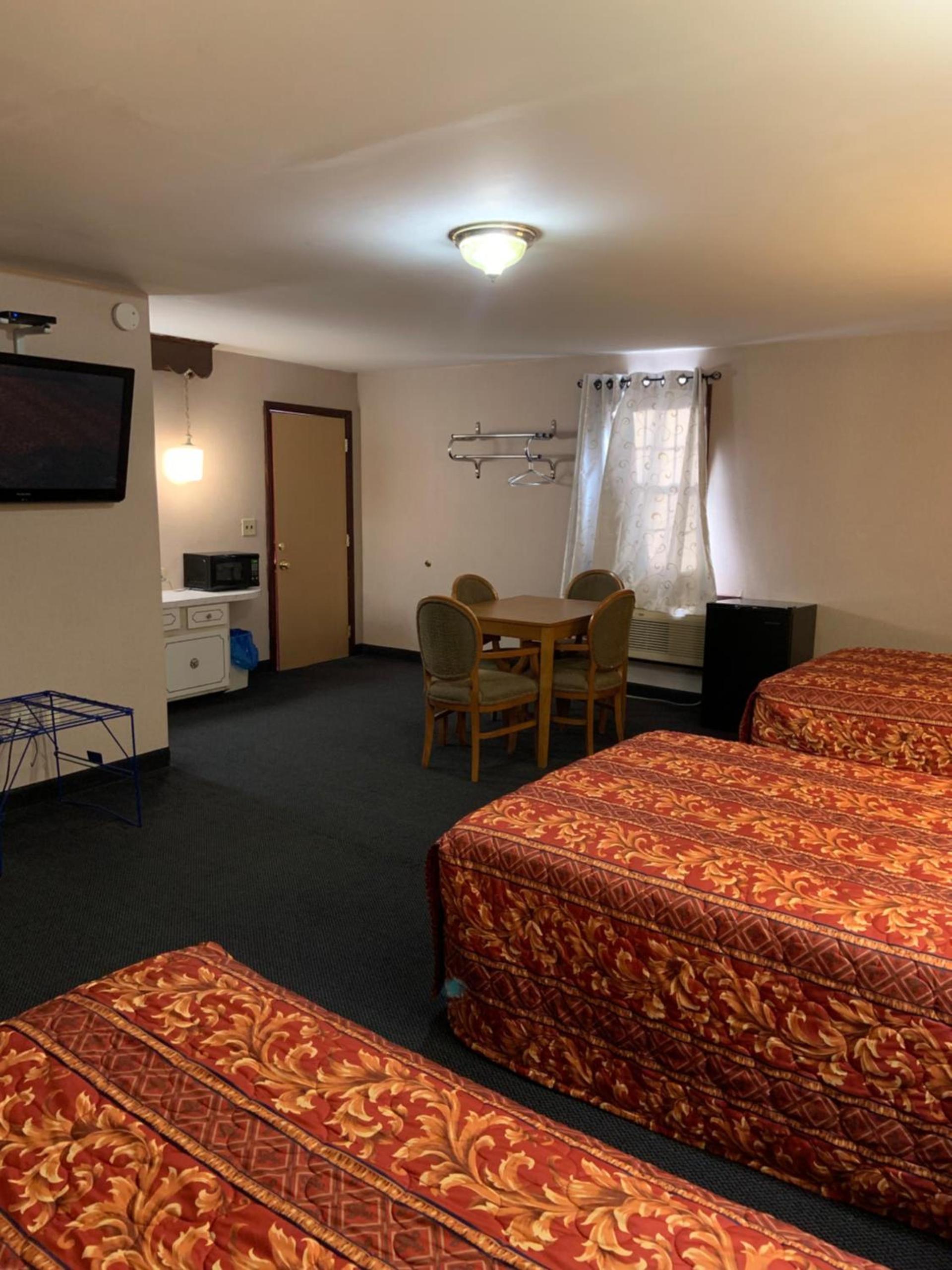 Dutch Motel Palmyra photo 42