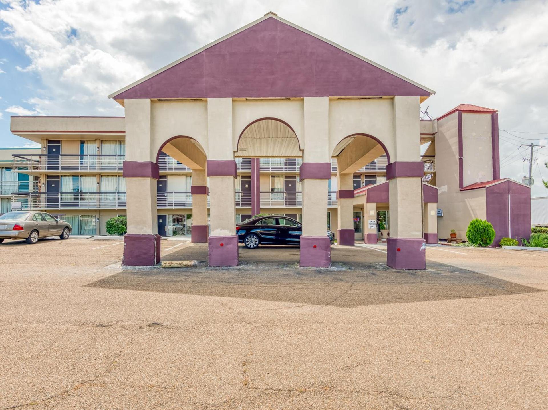 OYO Hotel Jackson North I-55 photo 1