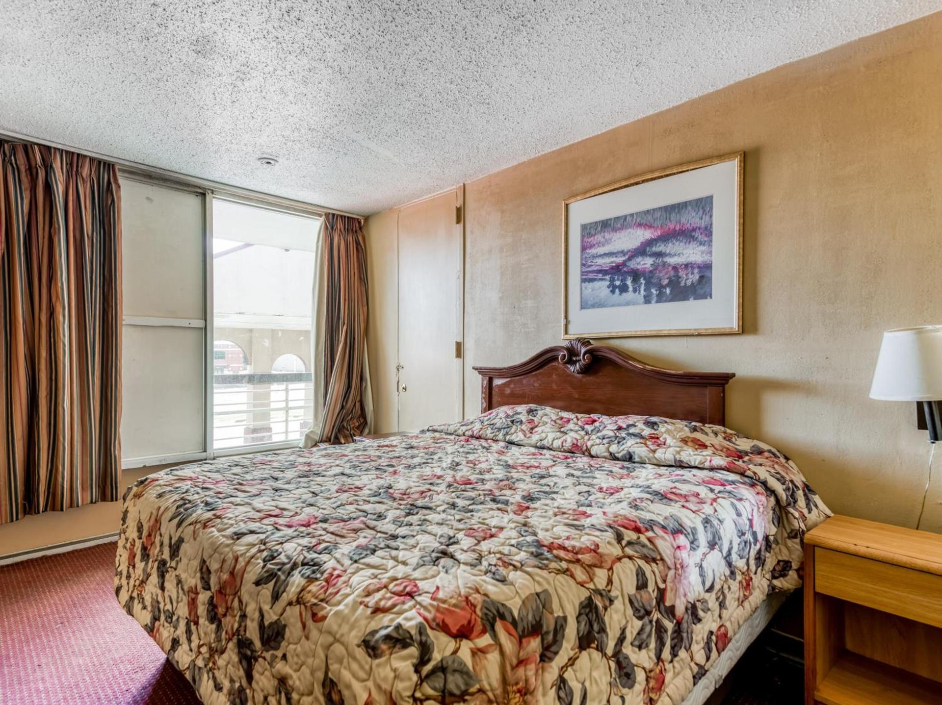OYO Hotel Jackson North I-55 photo 10